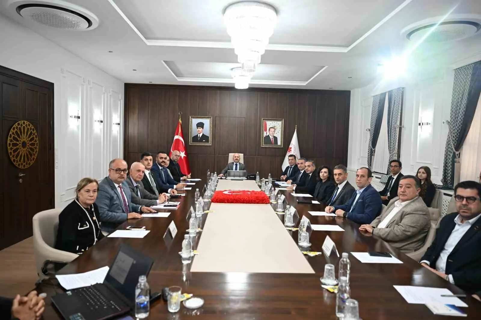 Aydın iş dünyasında istihdam hareketliliği: Kayıtlı işgücü 96 bini aştı