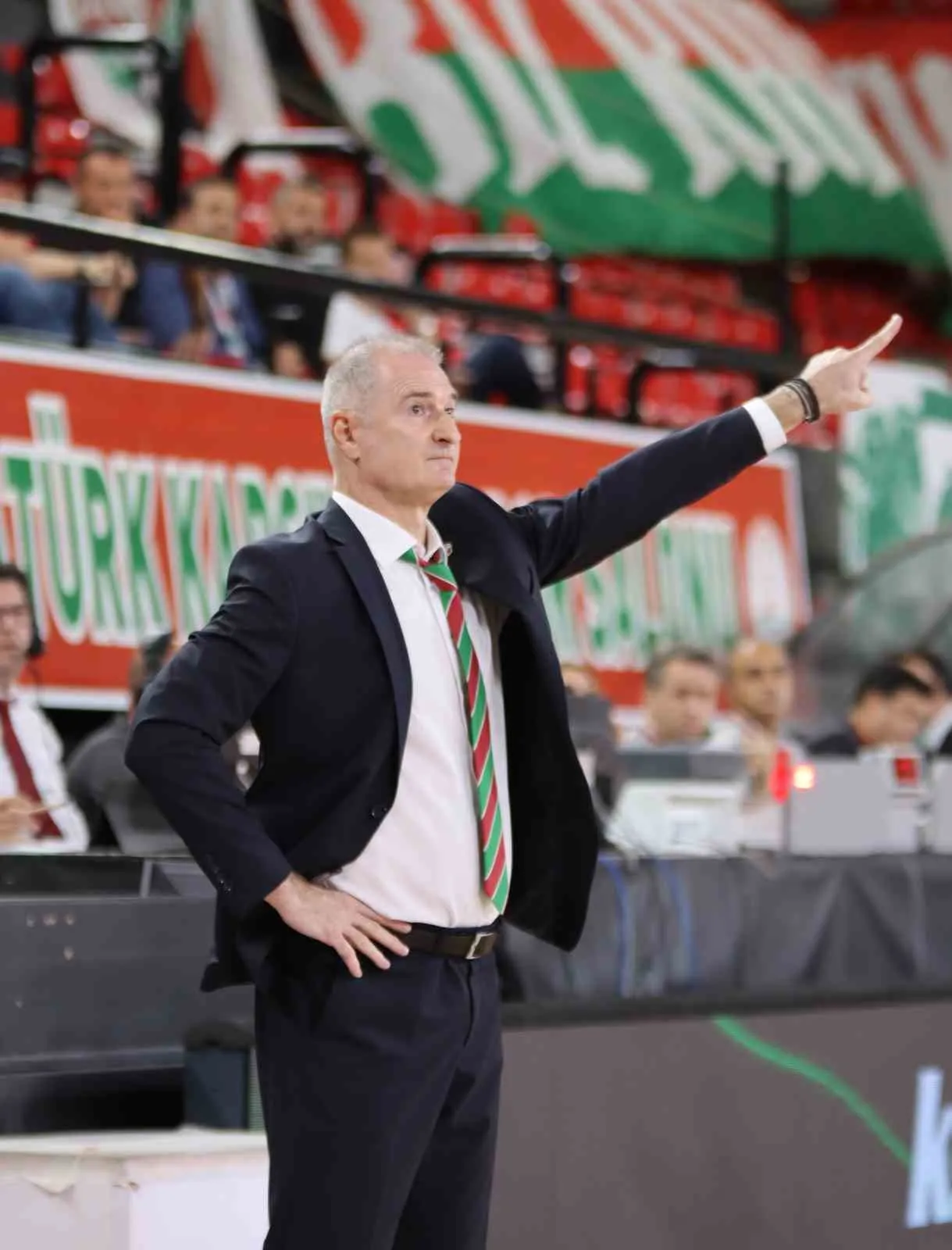 Nenad Markovic'ten iddialı çıkış: Karşıyaka'nın hedefi artık Play-off