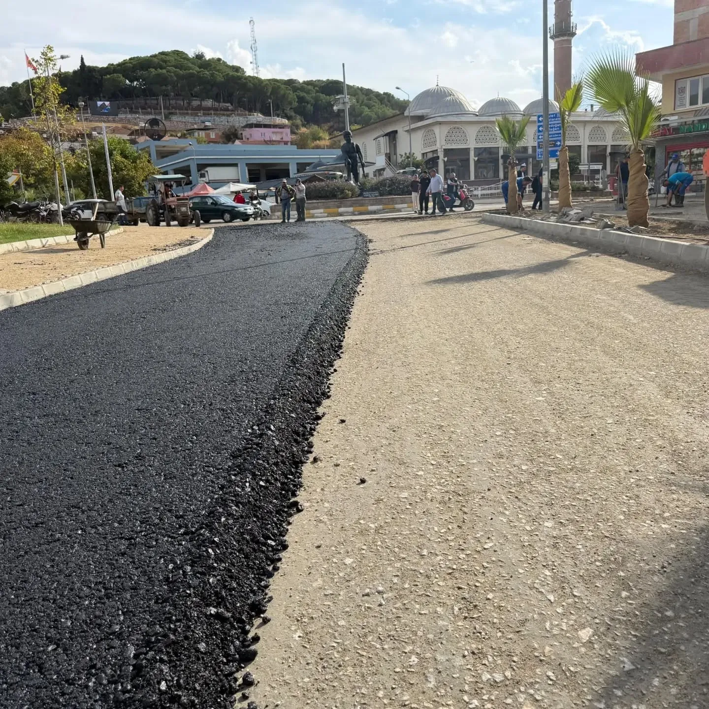 Yenipazar’da ulaşım seferberliği: Büyük Menderes Caddesi’nde dönüşüm başladı