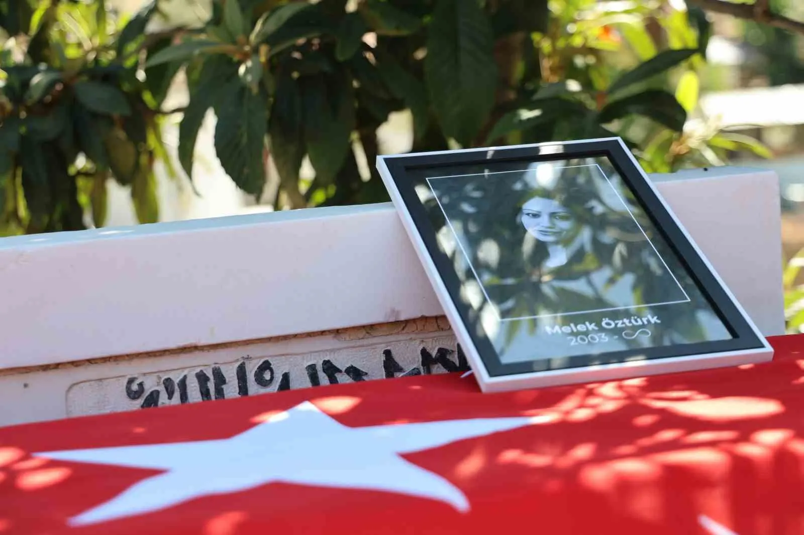 Portekiz’den gelen acı haber Aydın’ı yasa boğdu: Genç Melek toprağa verildi