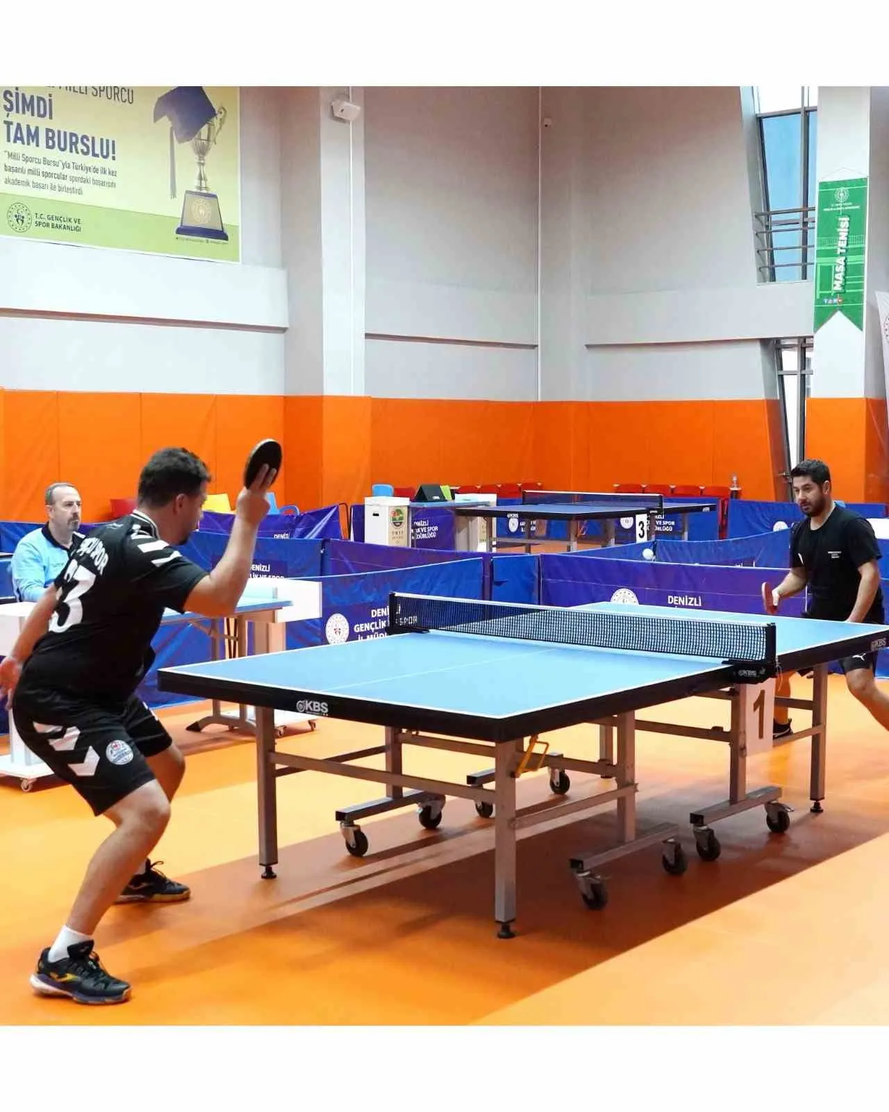 Denizli’de kamu çalışanlarının spor şöleni zirveye taşınıyor