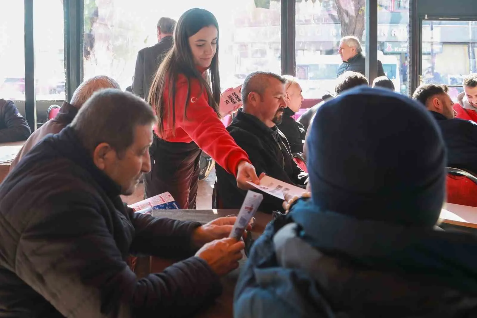 Efeler'de afetlere karşi mahalle seferberliği: Gönüllüler göreve hazirlaniyor