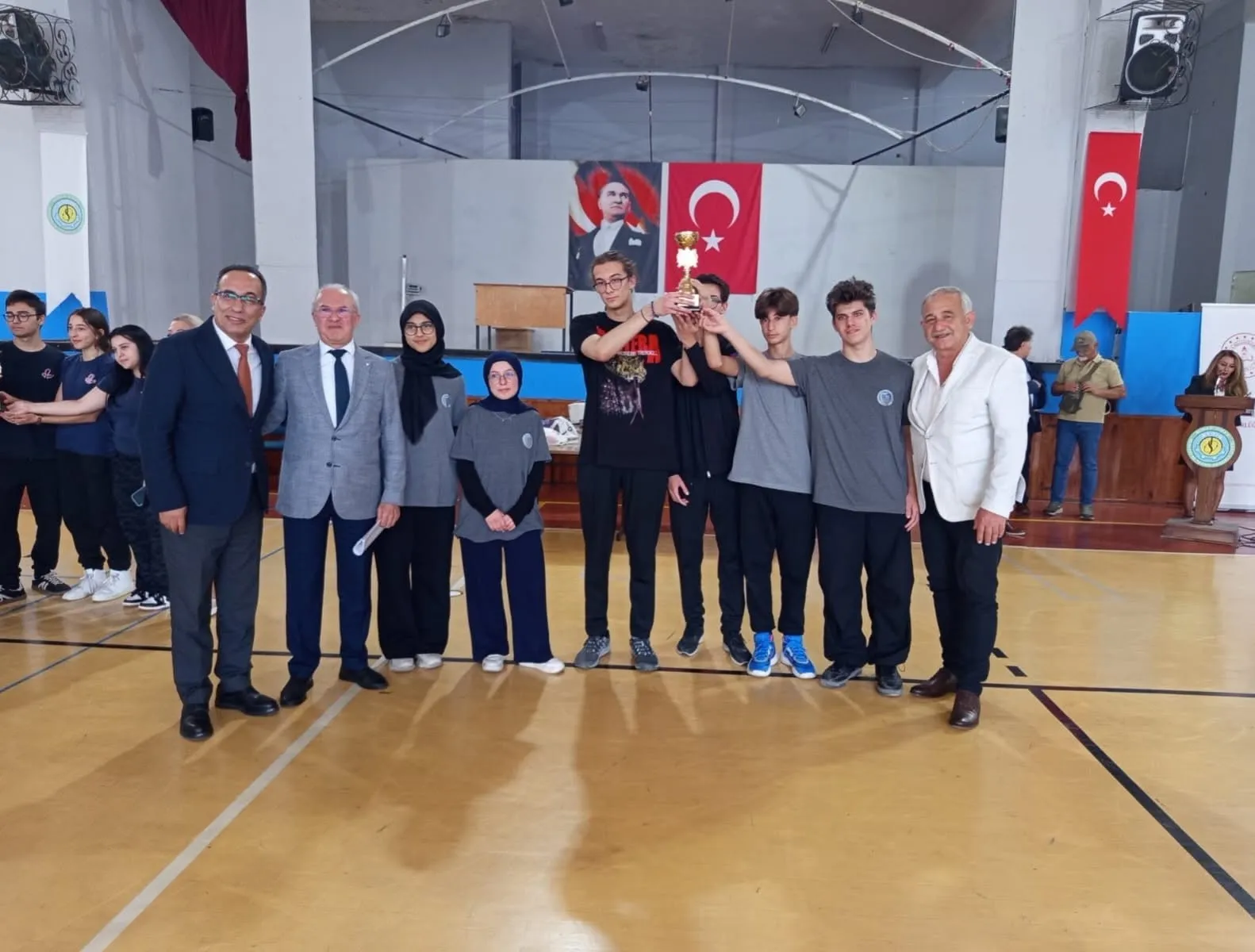 Efelerli öğrencilerden doğaya tam destek: Çevre yarışmasında kazananlar belli oldu
