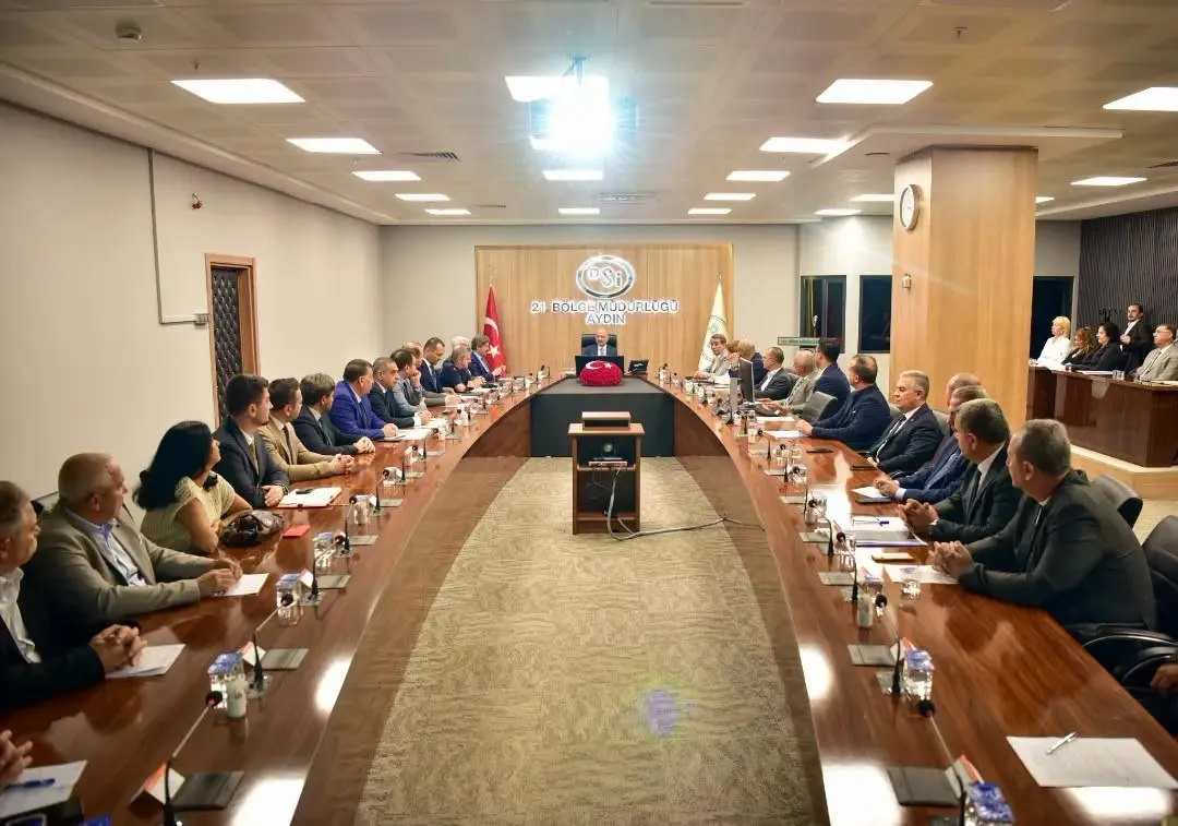 Aydın’da sokak hayvanları için kritik zirve: Ortak akıl vurgusu