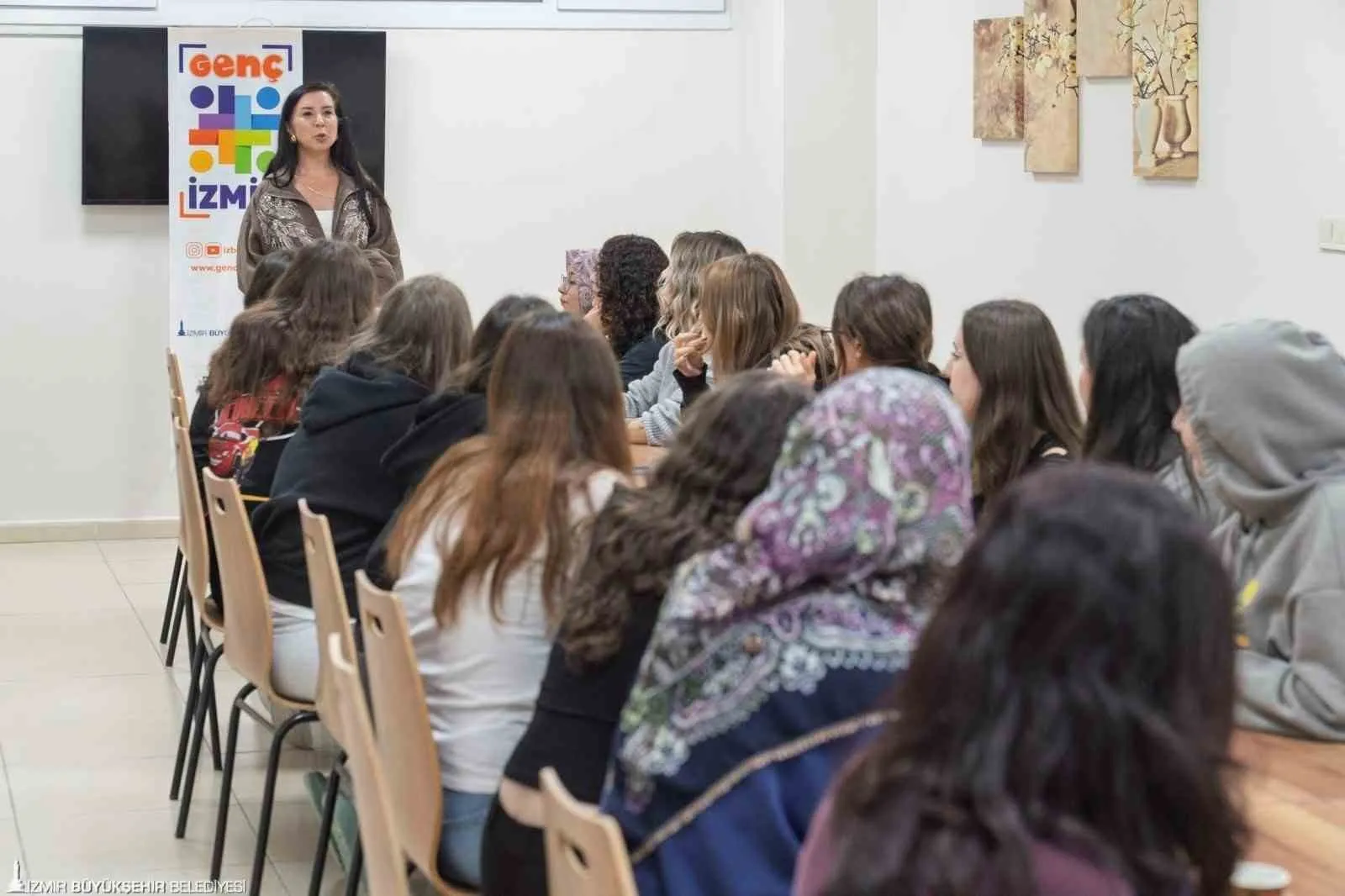 İzmir'de öğrencilere "ev konforunda" ekonomik barınma desteği