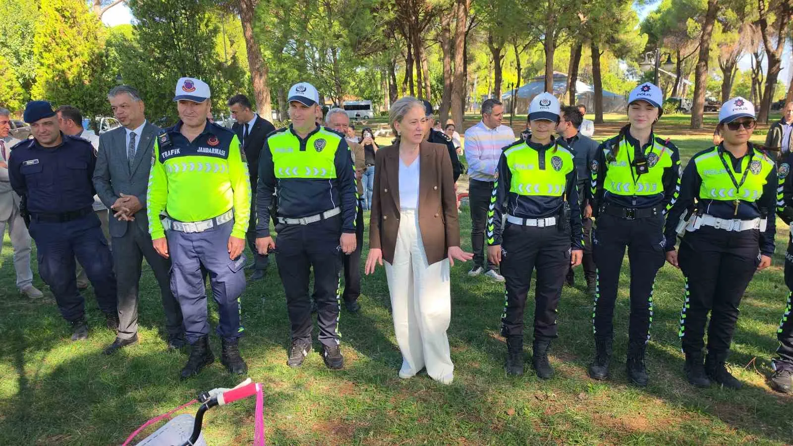 Nazilli’de trafik eğitimi şölene dönüştü: Minikler hem öğrendi hem eğlendi