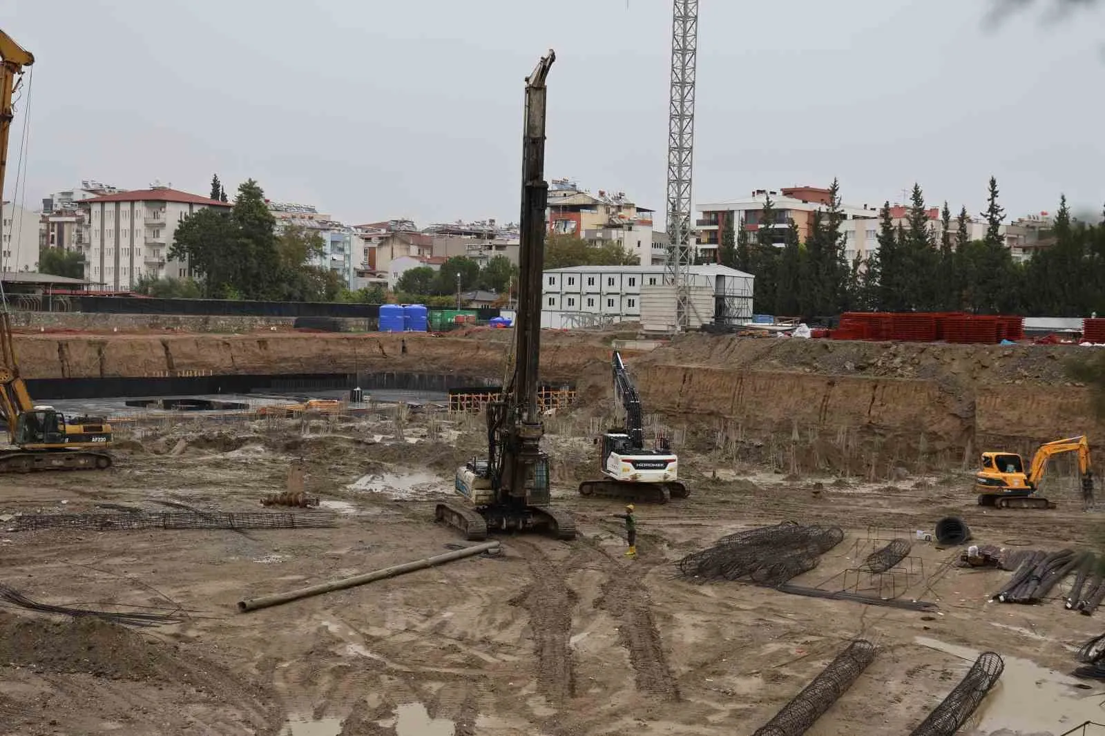 Aydın’da dev adliye projesinde geri sayım: Kazıklar çakıldı, inşaat hız kazandı