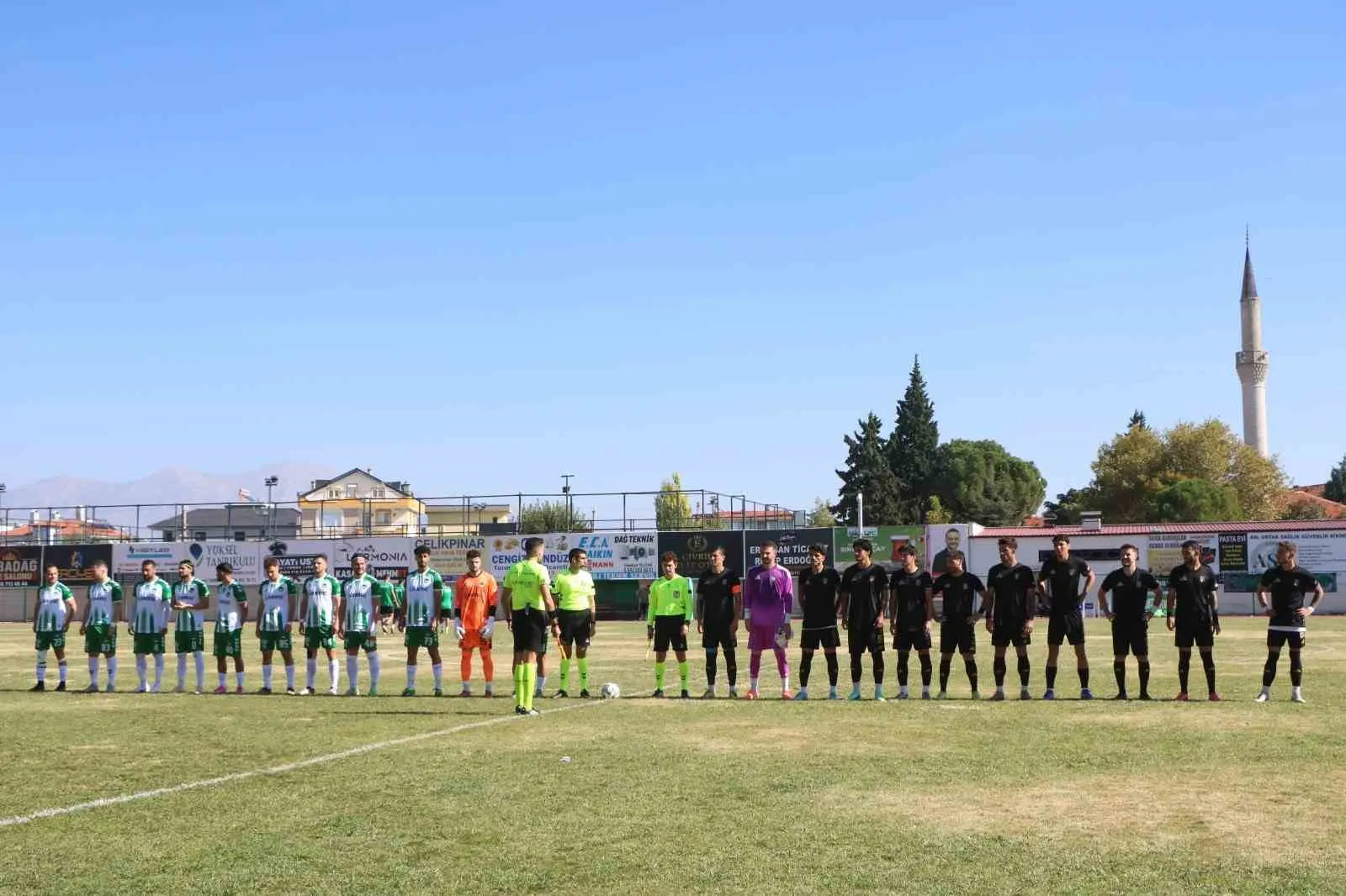 Yeşil Çivril Belediyespor evinde umduğunu bulamadı: Taraftarı önünde ağır yara