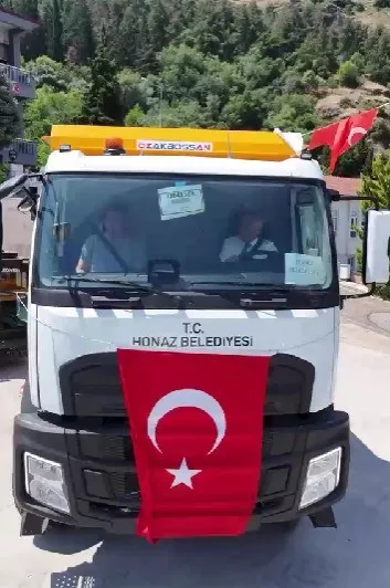 Honaz’da dev hizmet hamlesi: Filo 29 yeni araçla güçlendi
