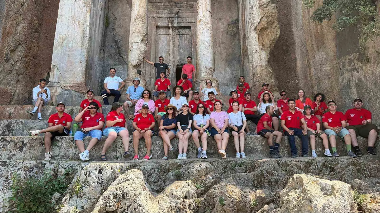 Sarıgerme’de unutulmaz kamp: Melek izciler doğayla buluştu