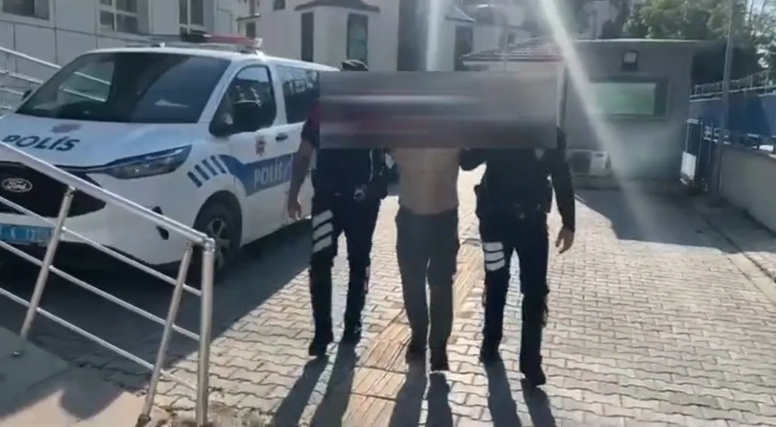 Kütahya sokaklarında şüpheli hareketler: Kırmızı bültenle aranan firari yakayı ele verdi