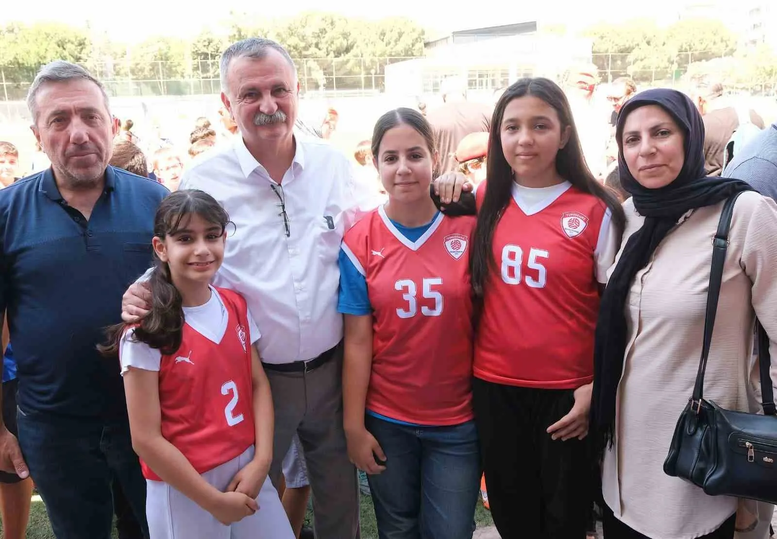 Yunusemre’de spor rüzgarı: Binlerce genç yaz tatilini sahada değerlendirecek