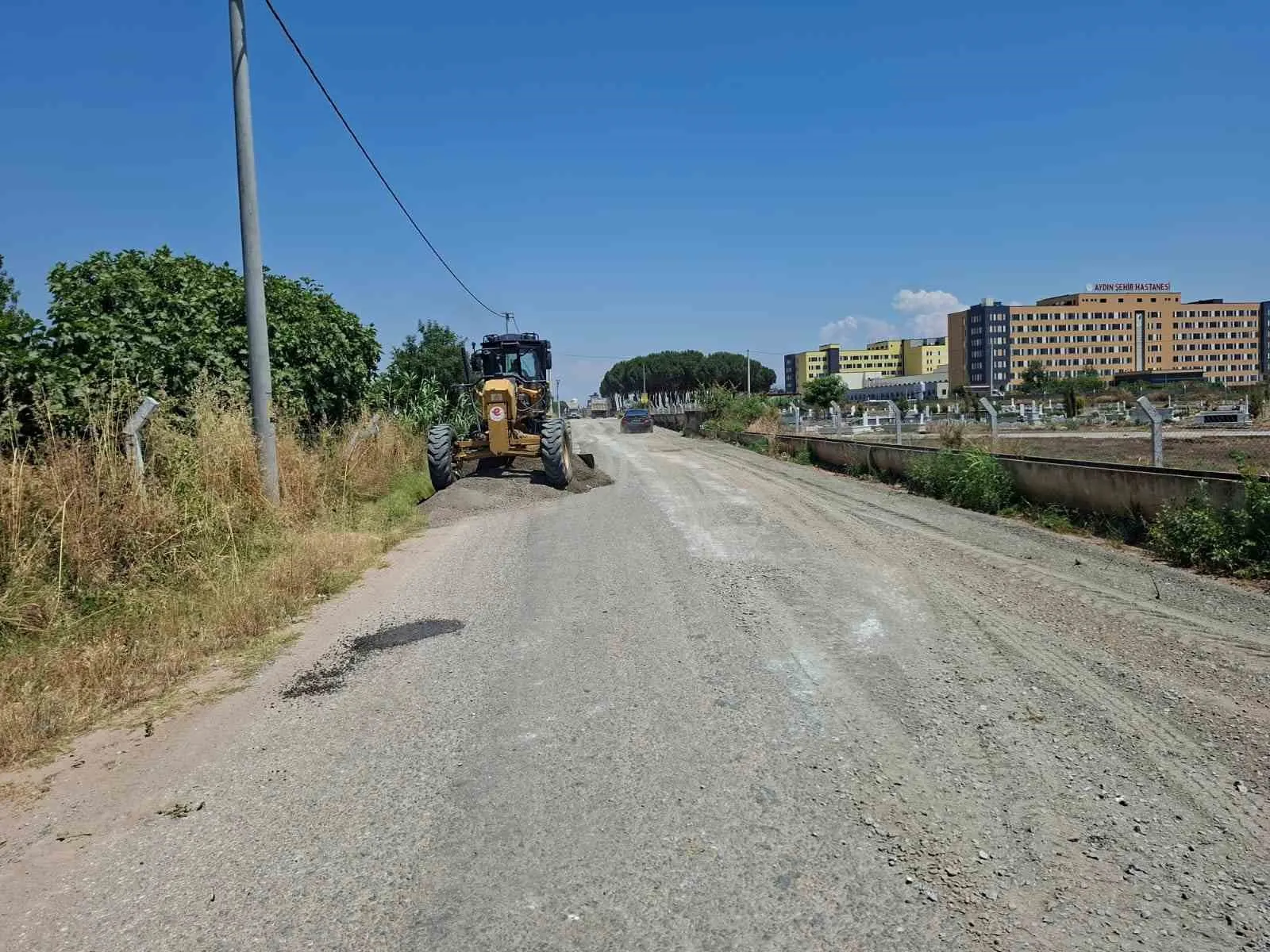 Efeler'de hastane yolu seferberliği: Trafik yükü hafifliyor