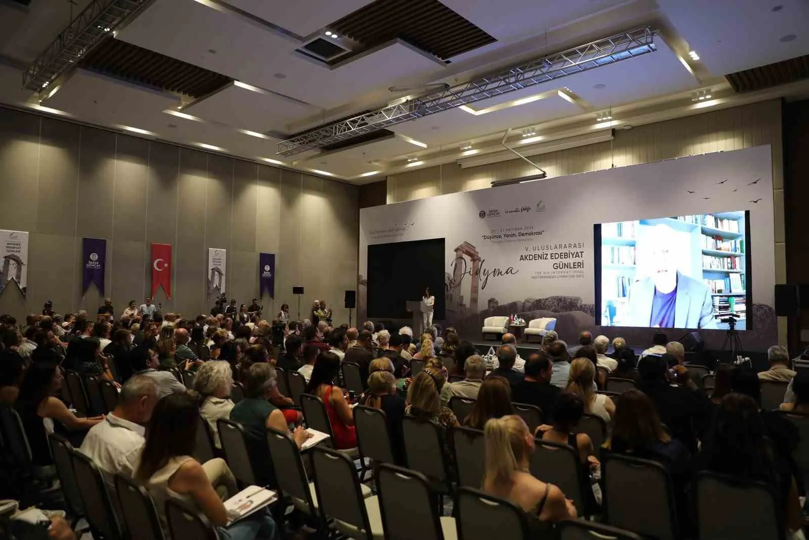 Didim’de fikirlerin ışığı yandı: Akdeniz’in entelektüel buluşması sona erdi