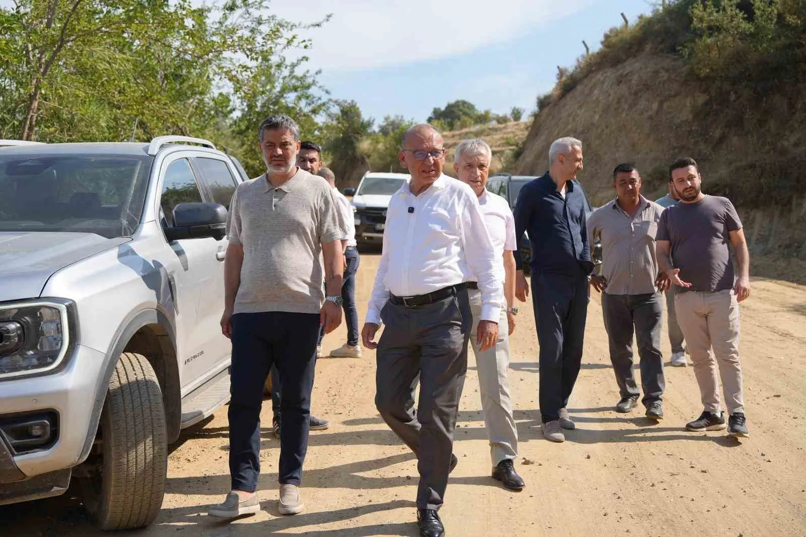Turgutlu’da ulaşım seferberliği: Başkan Akın sahadaki çalışmaları denetledi