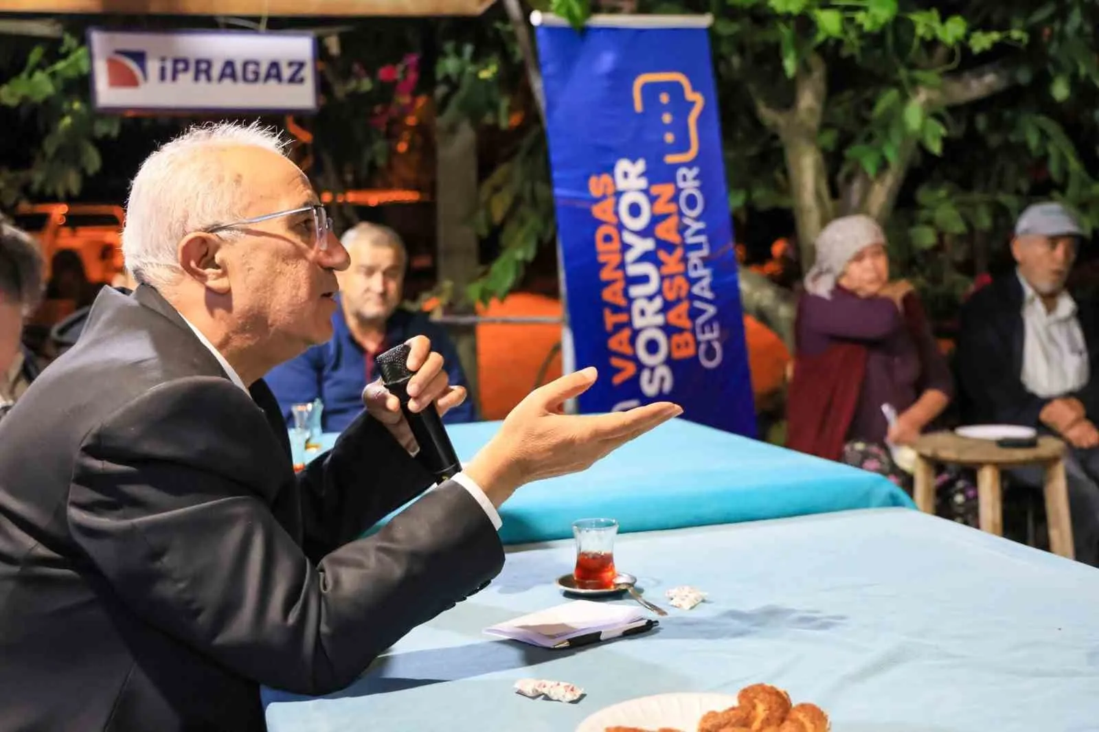 Çameli’de yönetim masası mahalleye taşındı: Başkan Arslan sahada dinliyor