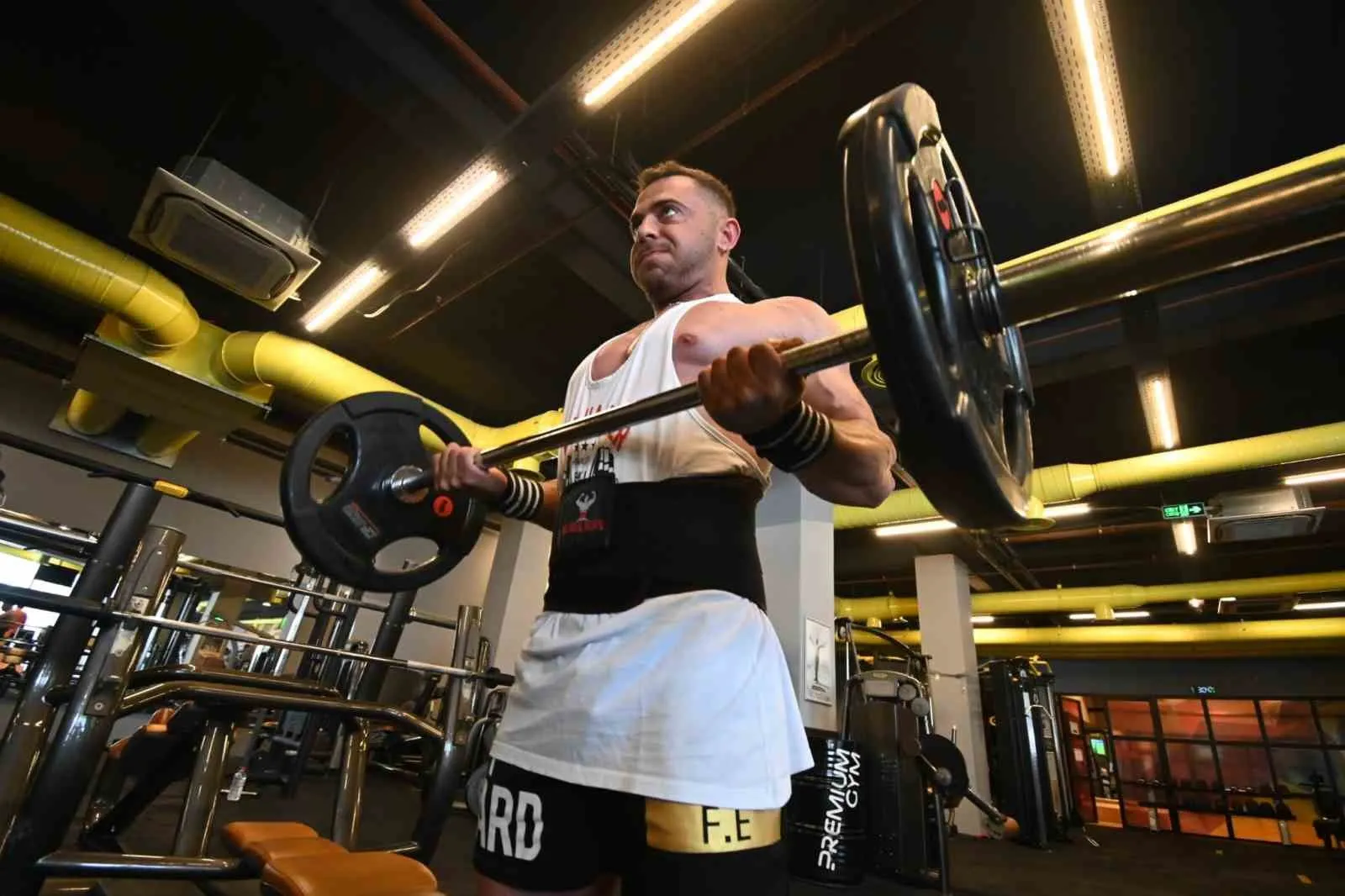 92 kilodan podyuma zorlu yolculuk: Manisalı sporcunun dev şampiyonluk hayali