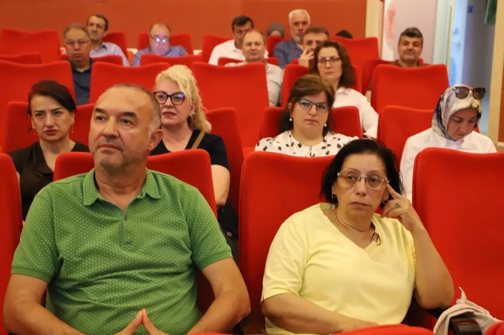 DPÜ’de profesyonel duruşun şifreleri çözüldü: İletişimde altın kurallar