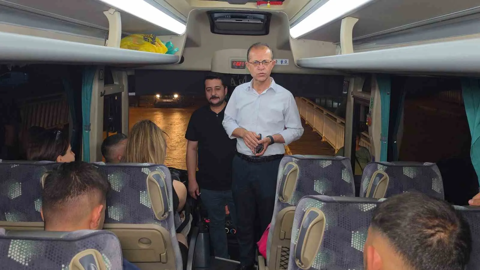 Kuyucaklı gençlere Ankara çıkarması: Mezuniyet hediyesi başkentten geldi