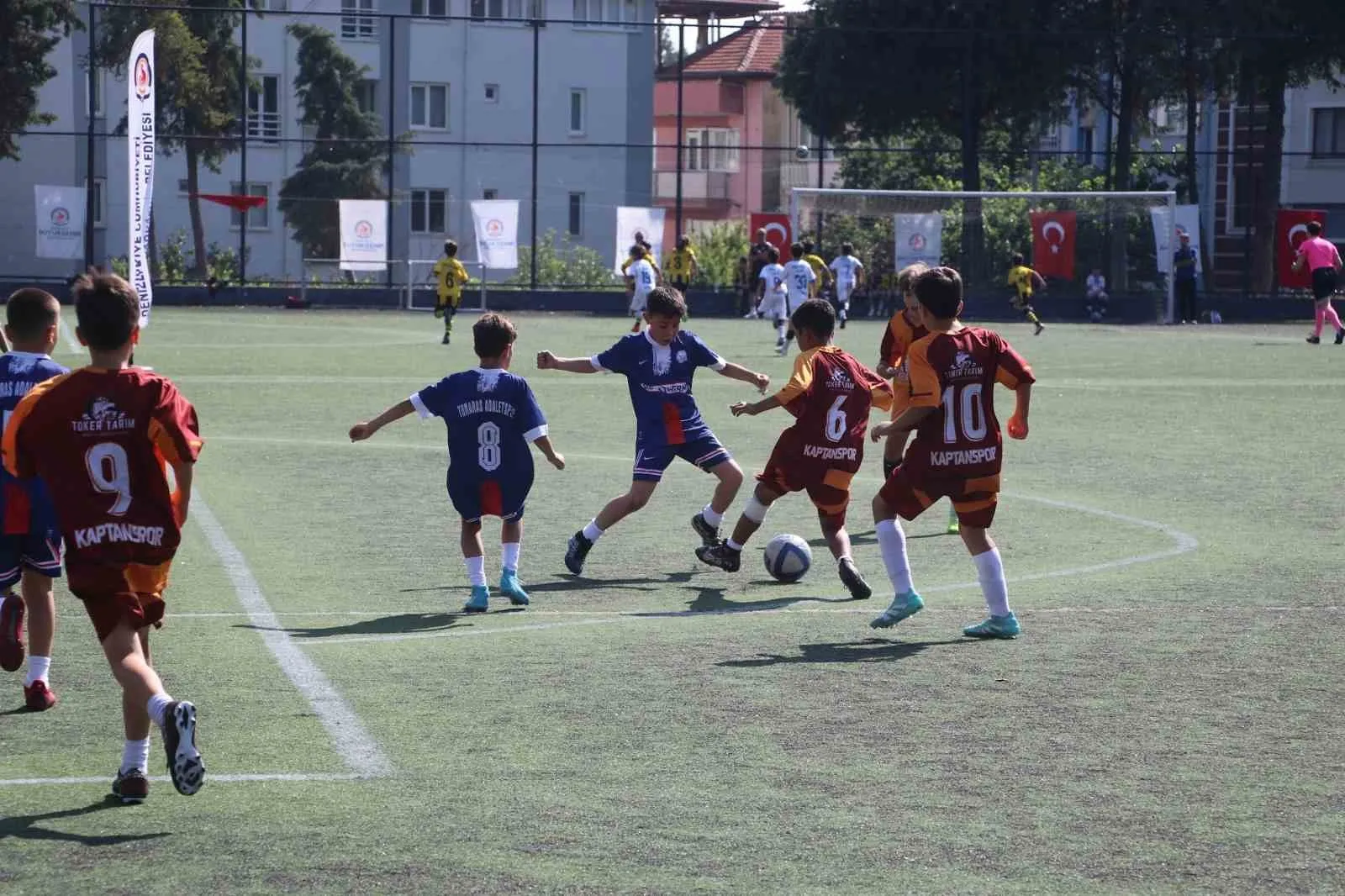Denizli'de minik kramponlar sahneye çıktı: Şampiyonluk kupası sahibini buldu