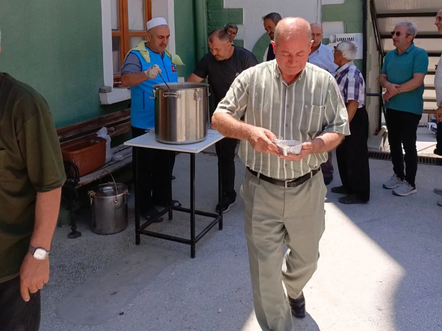 Hisarcık’ta Muharrem bereketi: Camilerde aşure sofrası kuruldu