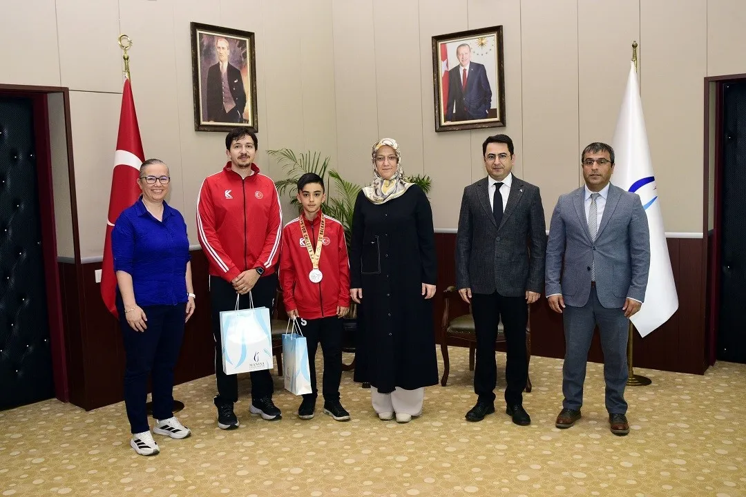 Manisa Celal Bayar Üniversitesi'nden Balkanlar'a damga vuran karate başarısı