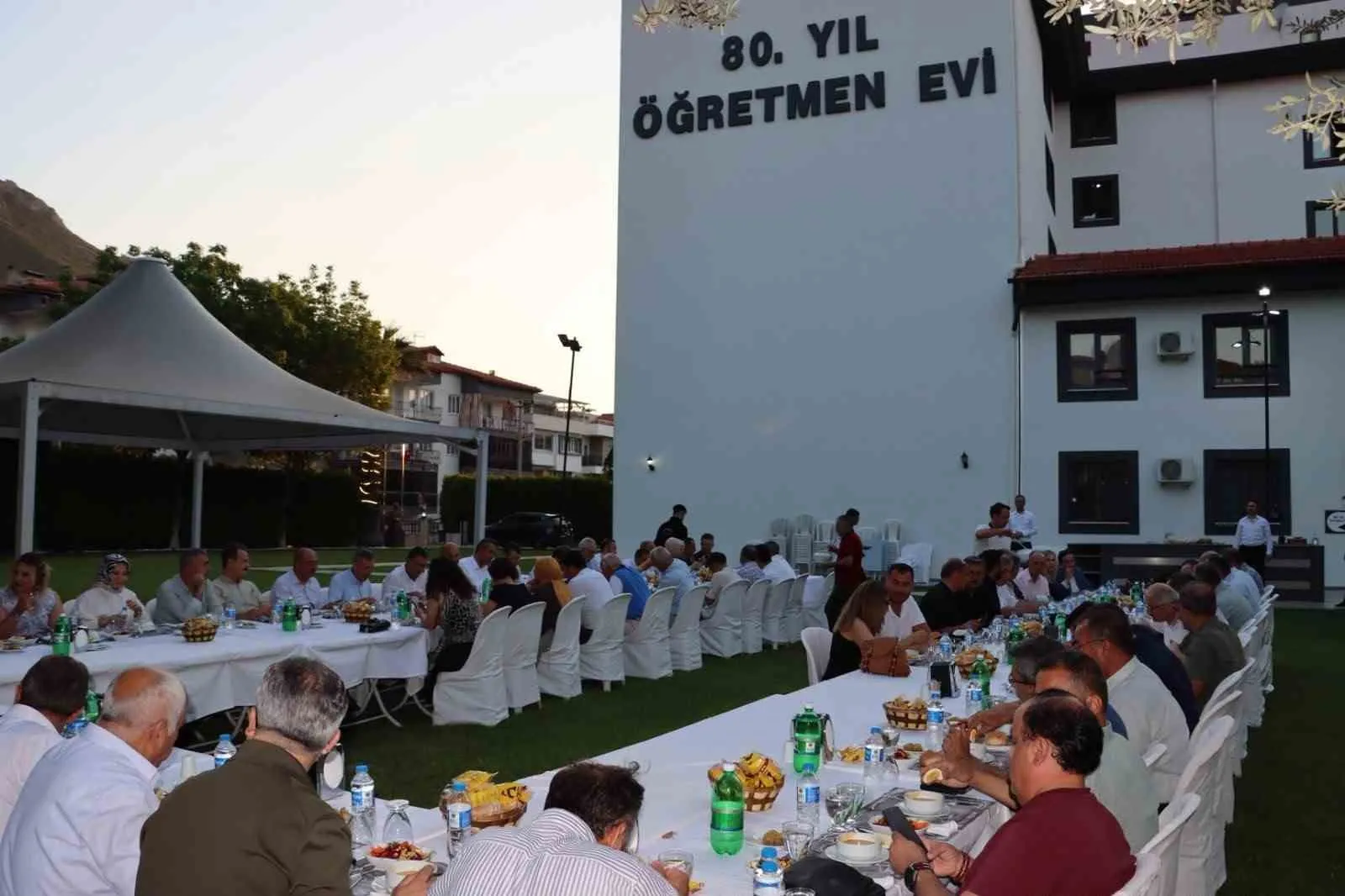 Pamukkale’de veda vakti: Uğur Bulut için eğitim camiasından anlamlı uğurlama