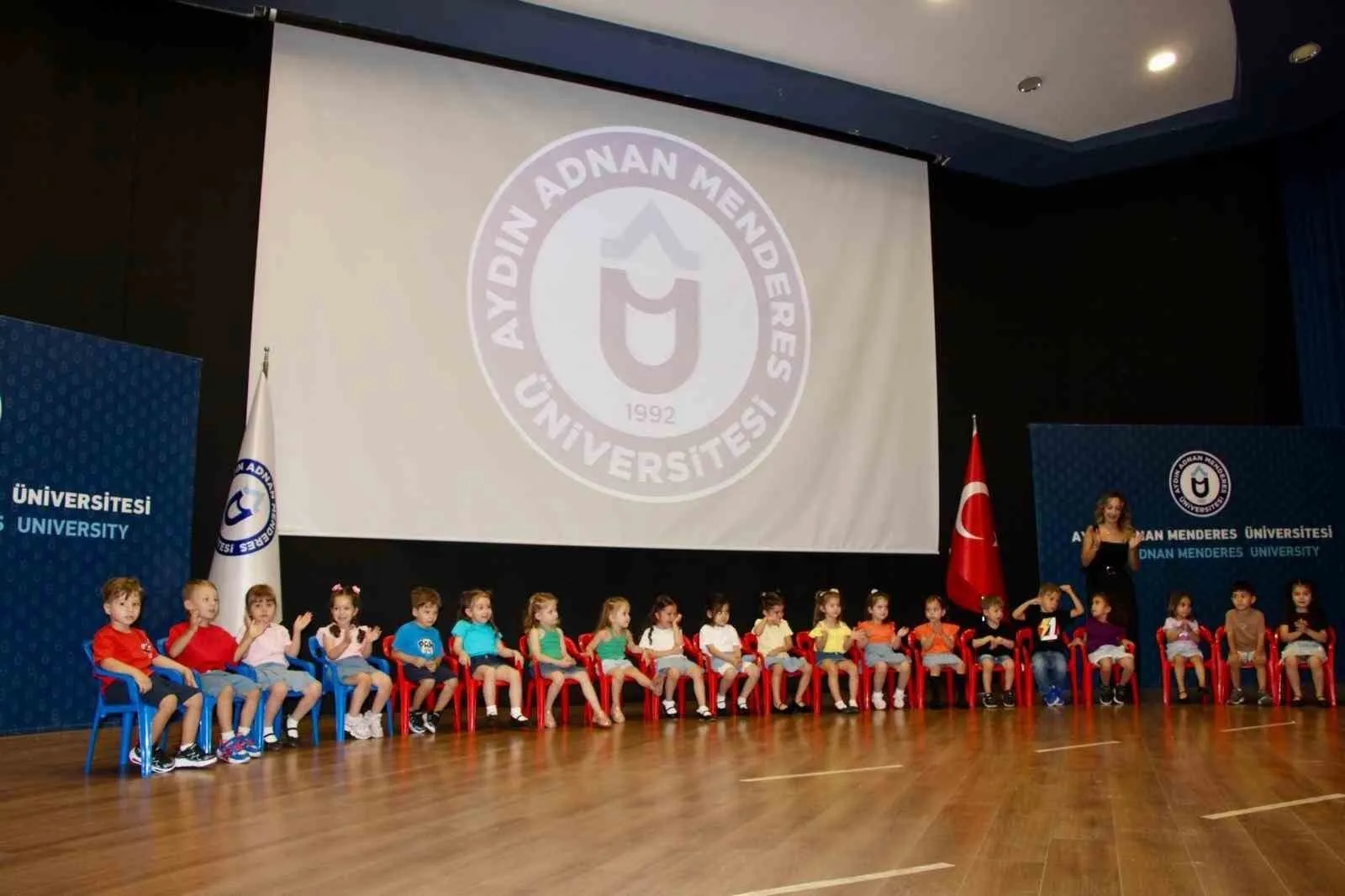 Miniklerden dev adımlar: ADÜ Anaokulu’nda mezuniyet coşkusu
