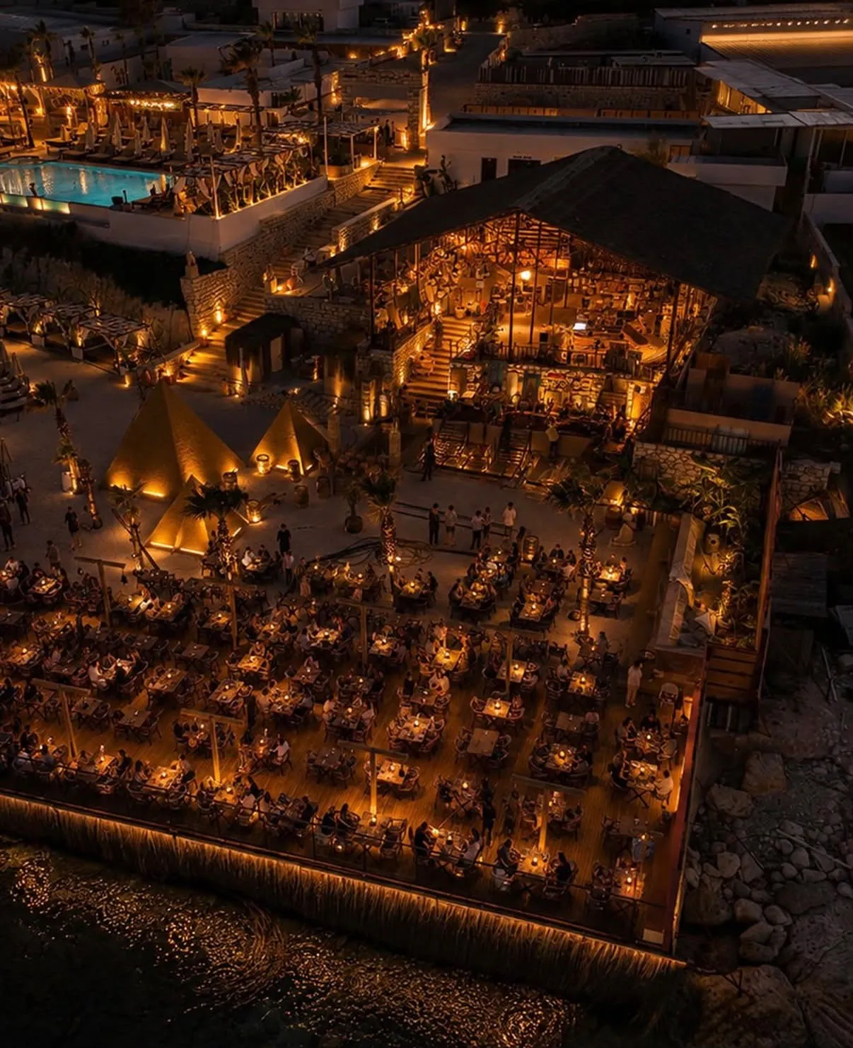 Alaçatı’da dudak uçuklatan hesap: Bir gecede 870 bin liralık tüketim