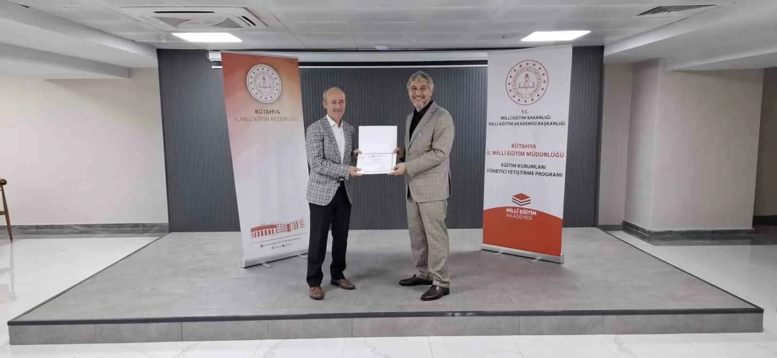 Kütahya eğitiminde yeni dönem: Yöneticiler yetkinliklerini tazeledi