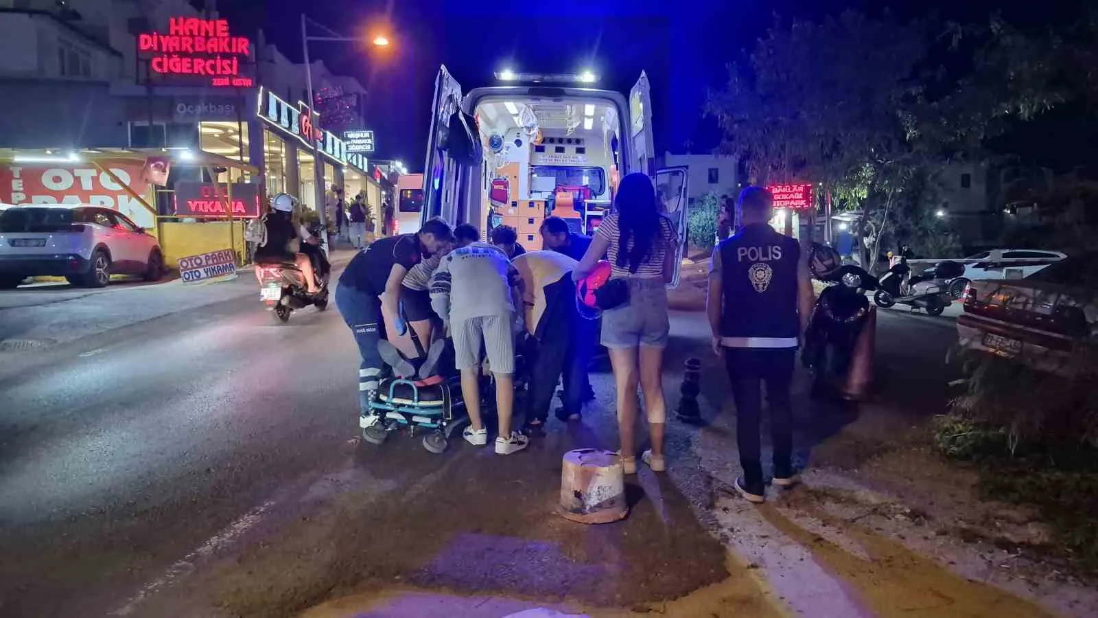 Bodrum'da ehliyetsiz dehşet: Dur ihtarına uymadı, ortalığı birbirine kattı