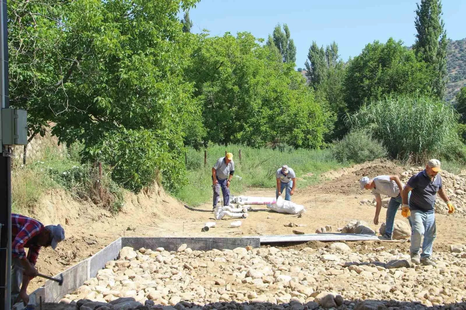 Köşk’te sosyal alanlar yenileniyor: Başkan Güler’den Koçak Mahallesi’ne ziyaret