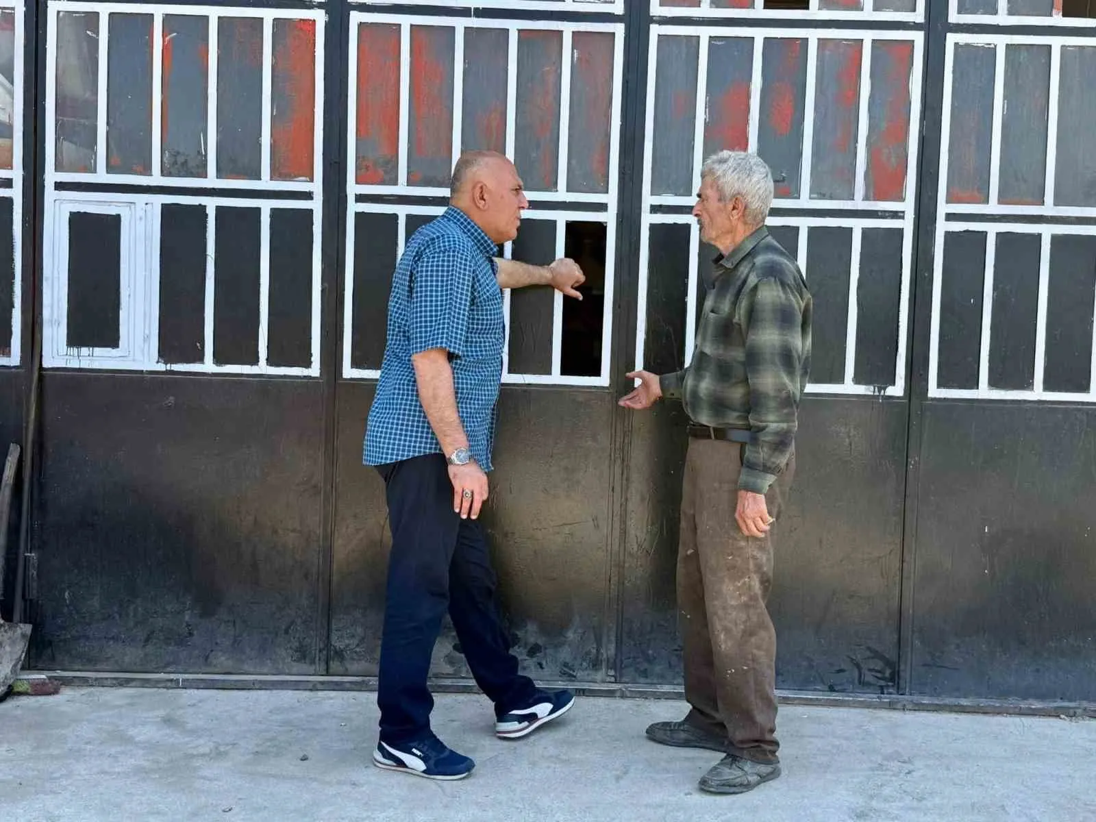 Hisarcık’ta esnaf mesaisi: Başkan Demirtaş’tan saha turu
