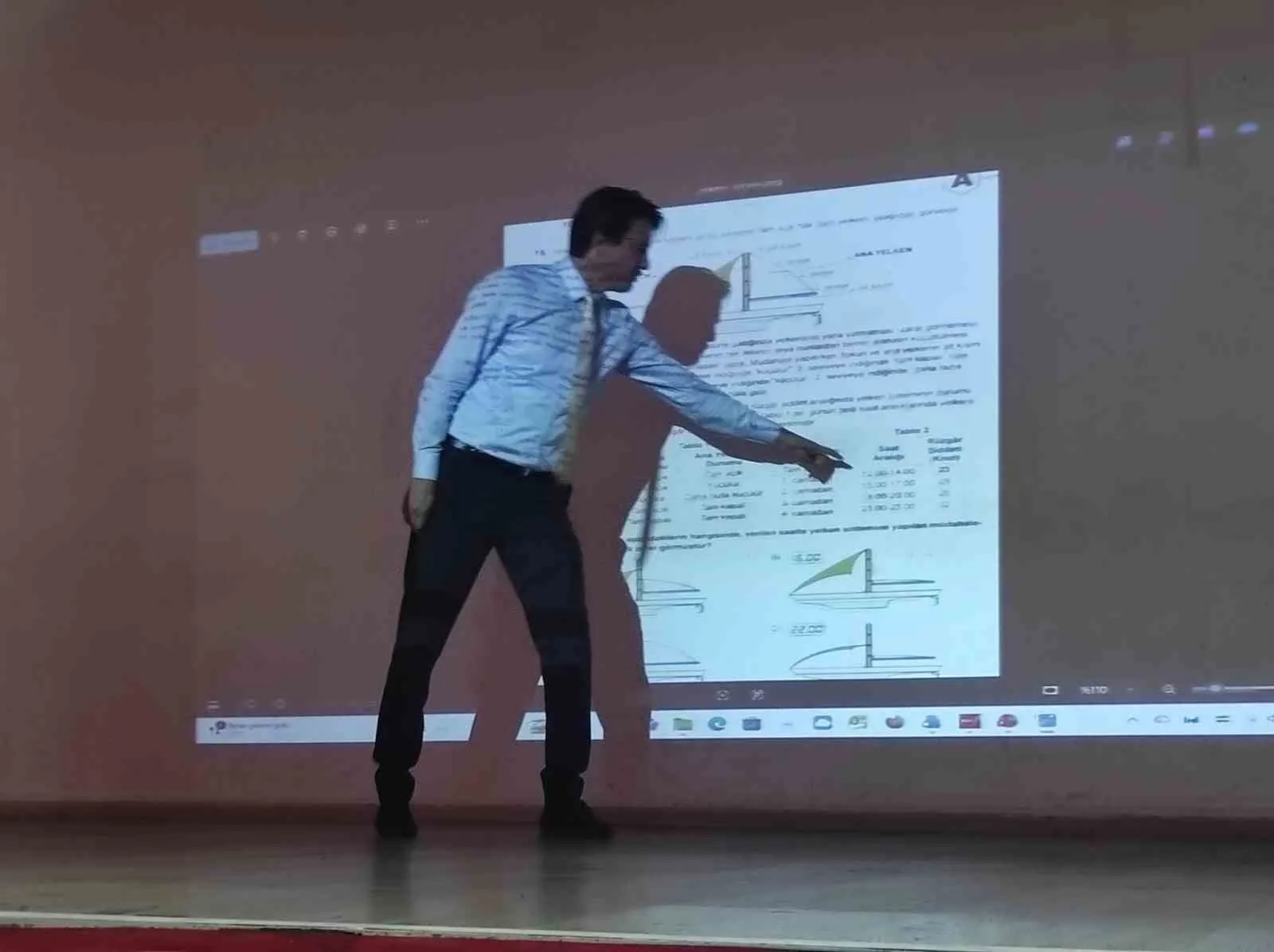 Köyceğiz eğitiminde yeni dönem rotası çizildi: Müdürler zirvede buluştu
