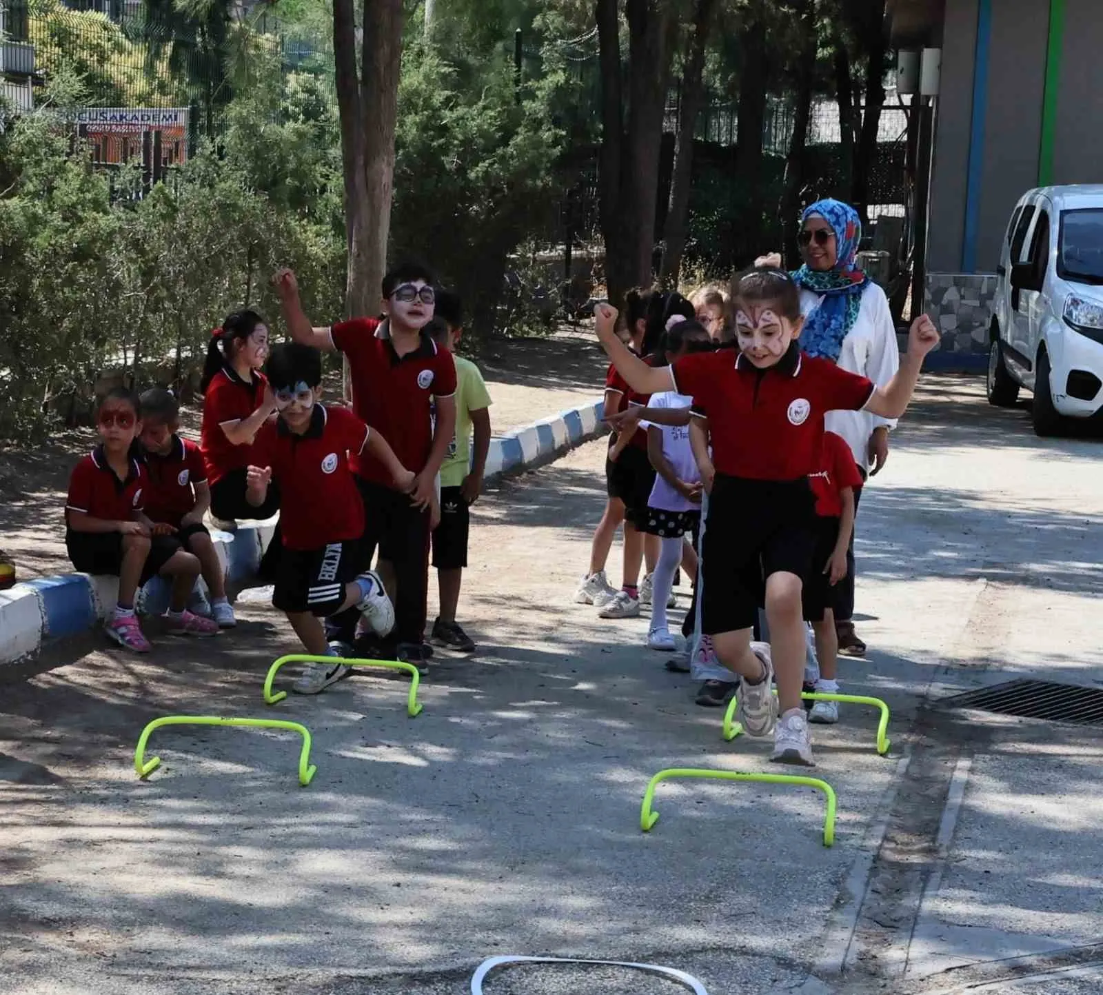Minik Hamza'nın kaleminden dökülen sevgi seli İl Müdürü'nü harekete geçirdi