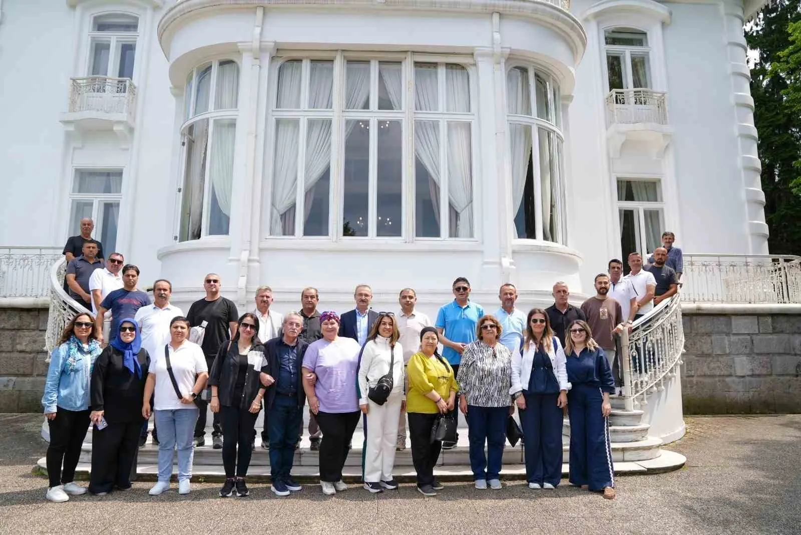 Ege’nin sanayi gücü Karadeniz’in kalbine dokundu: Aliağa ve Şalpazarı’ndan kardeşlik köprüsü