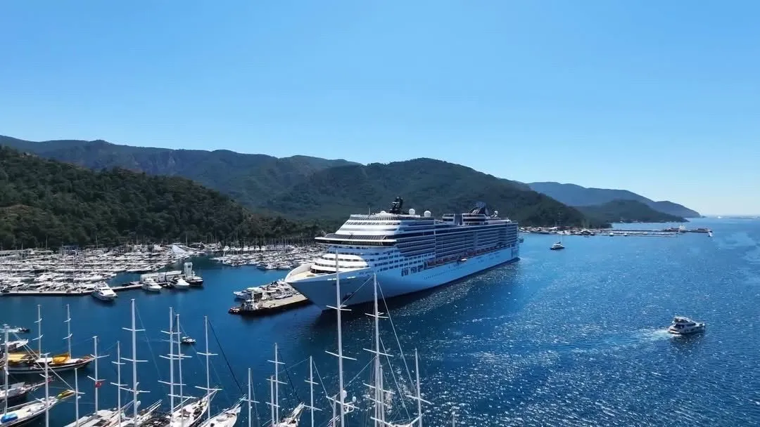 Marmaris limanında kruvaziyer bereketi: 12 bini aşkın turist bekleniyor