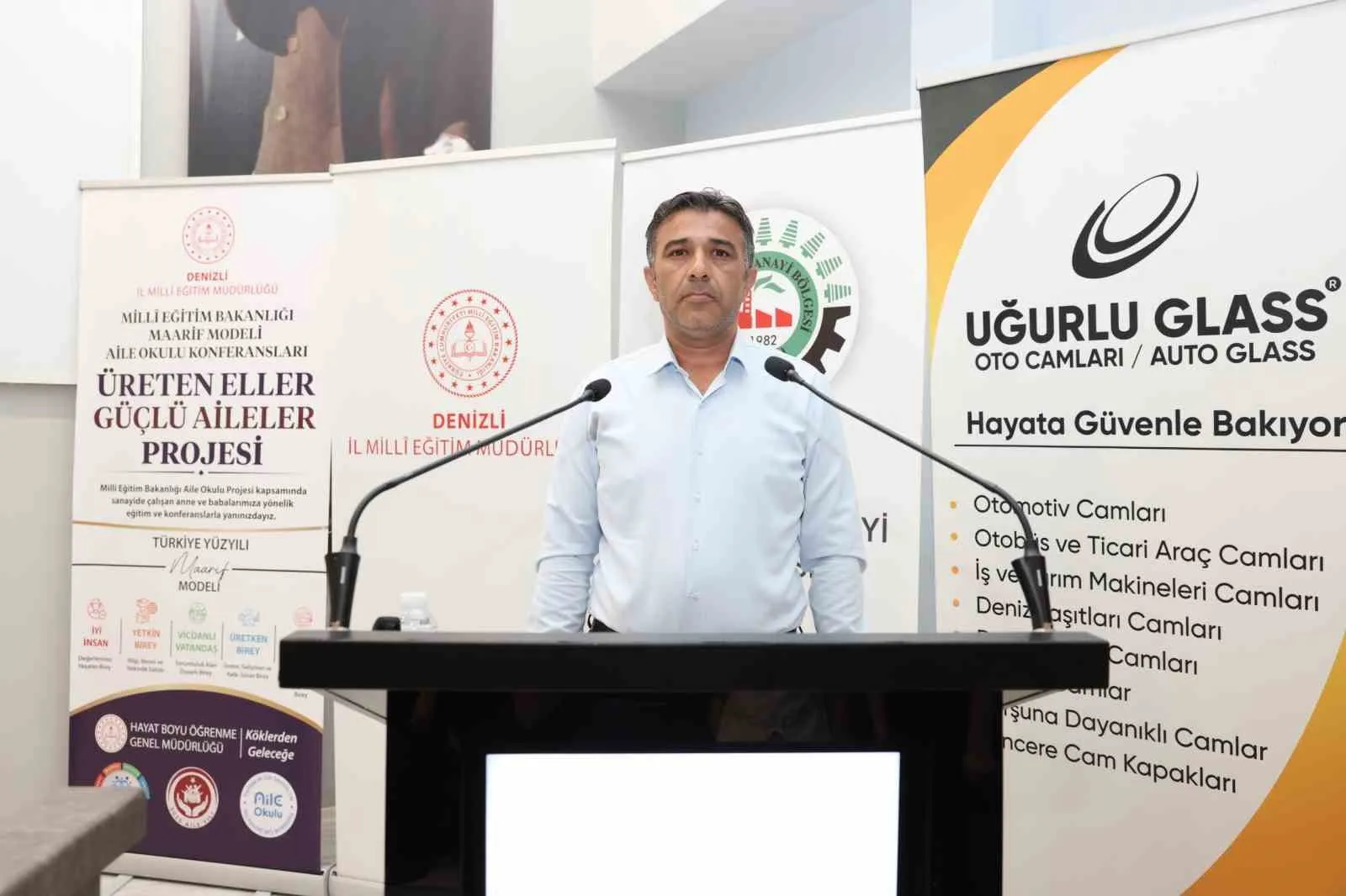 Fabrika mesaisinde aile akademisi: Denizli'de sanayiciden eğitime tam destek