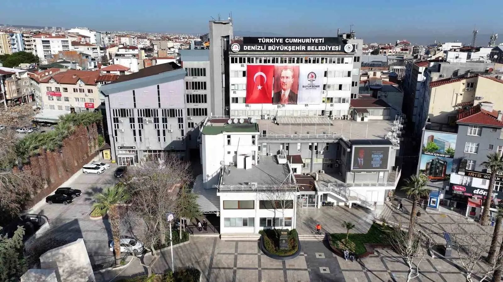Denizli’de öğrencilerin ulaşım çilesi bitti: Belediye bütçesi gençlerin eğitimine kalkan oldu