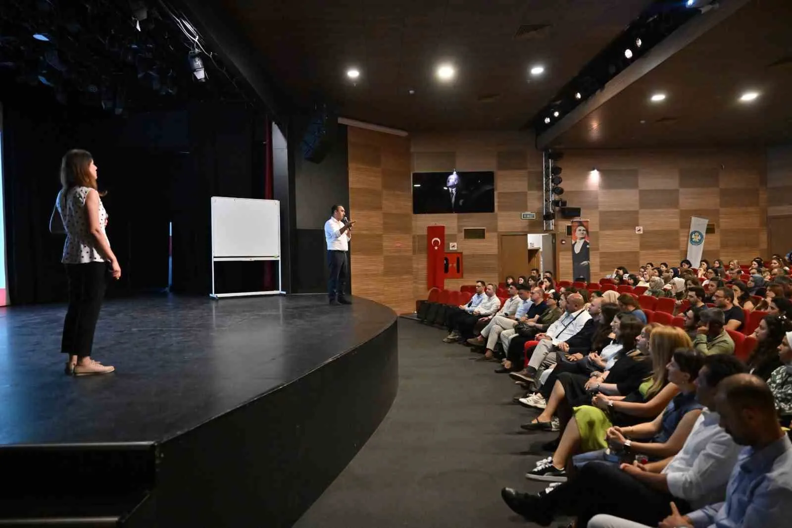 Manisa'da eğitim ordusu yeni dönemin rotasını çizdi