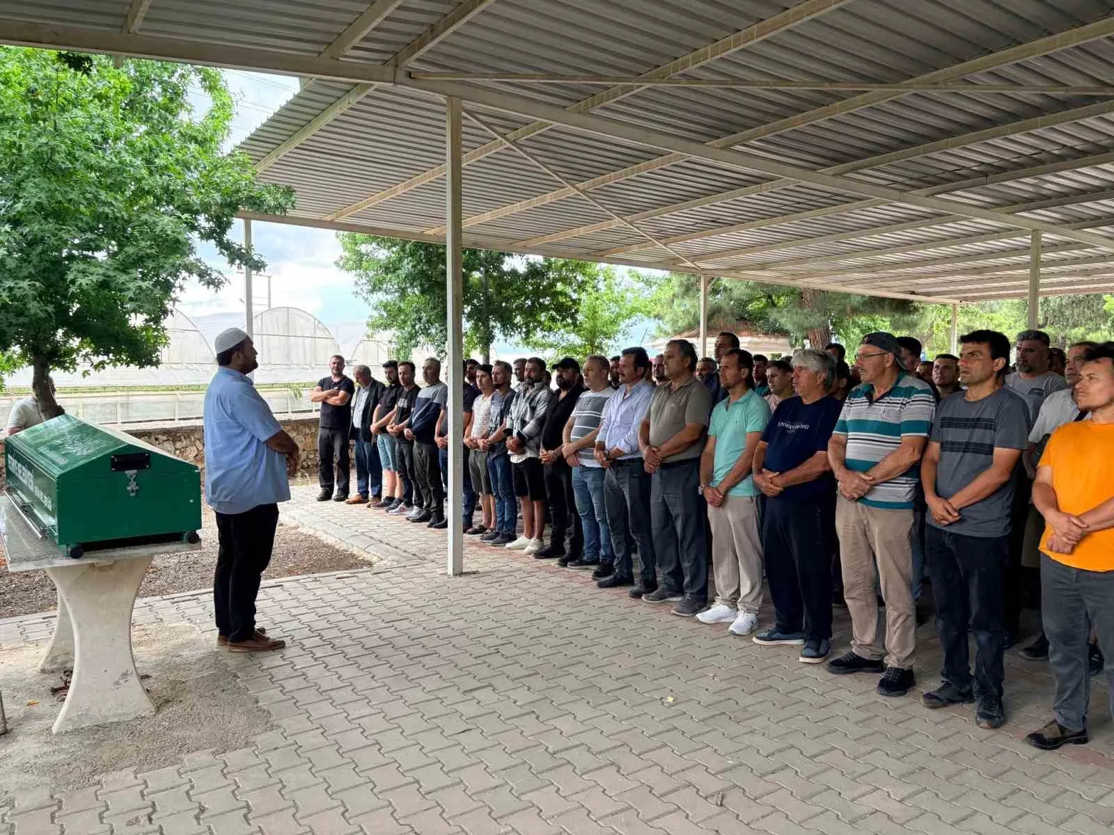 Fethiye'de vahşi komşu dehşeti: Kapı sesi yüzünden canından oldu
