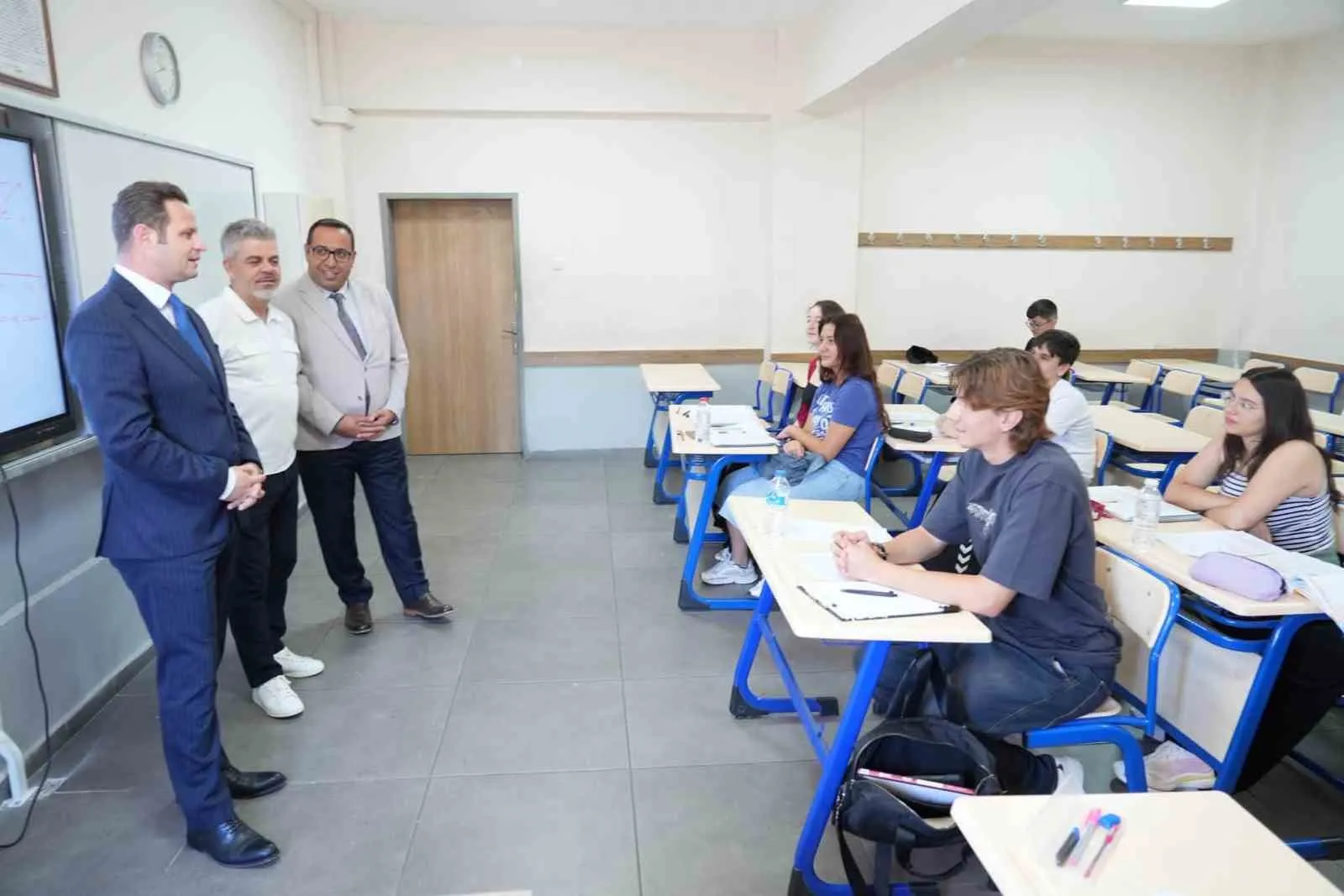 Muğla’da yaz okulu bereketi: Gençlerin azmi eğitimcileri gururlandırdı