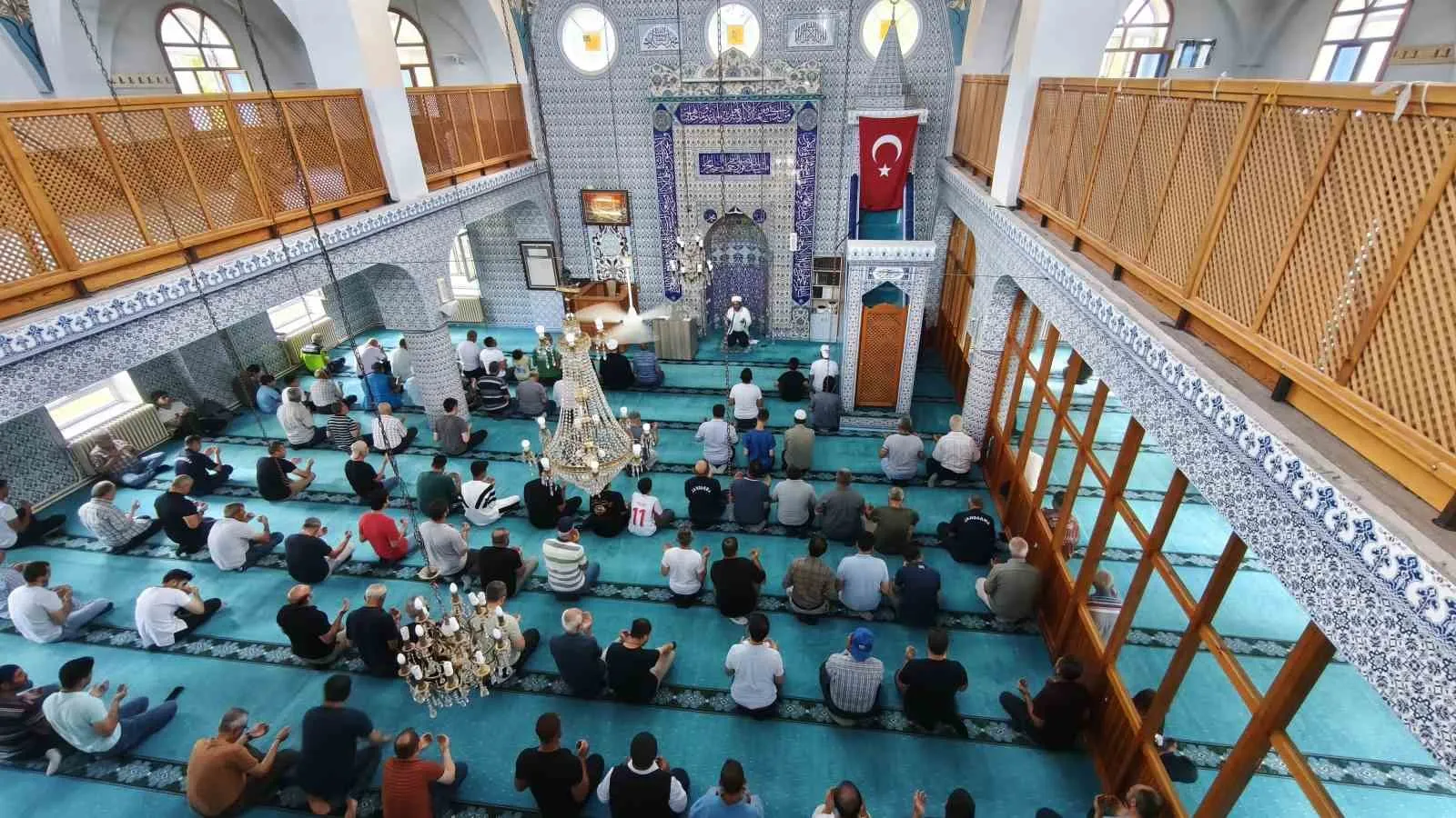 Silah arkadaşları onları unutmadı: Uzman Çavuş ve ailesi için lokma hayrı