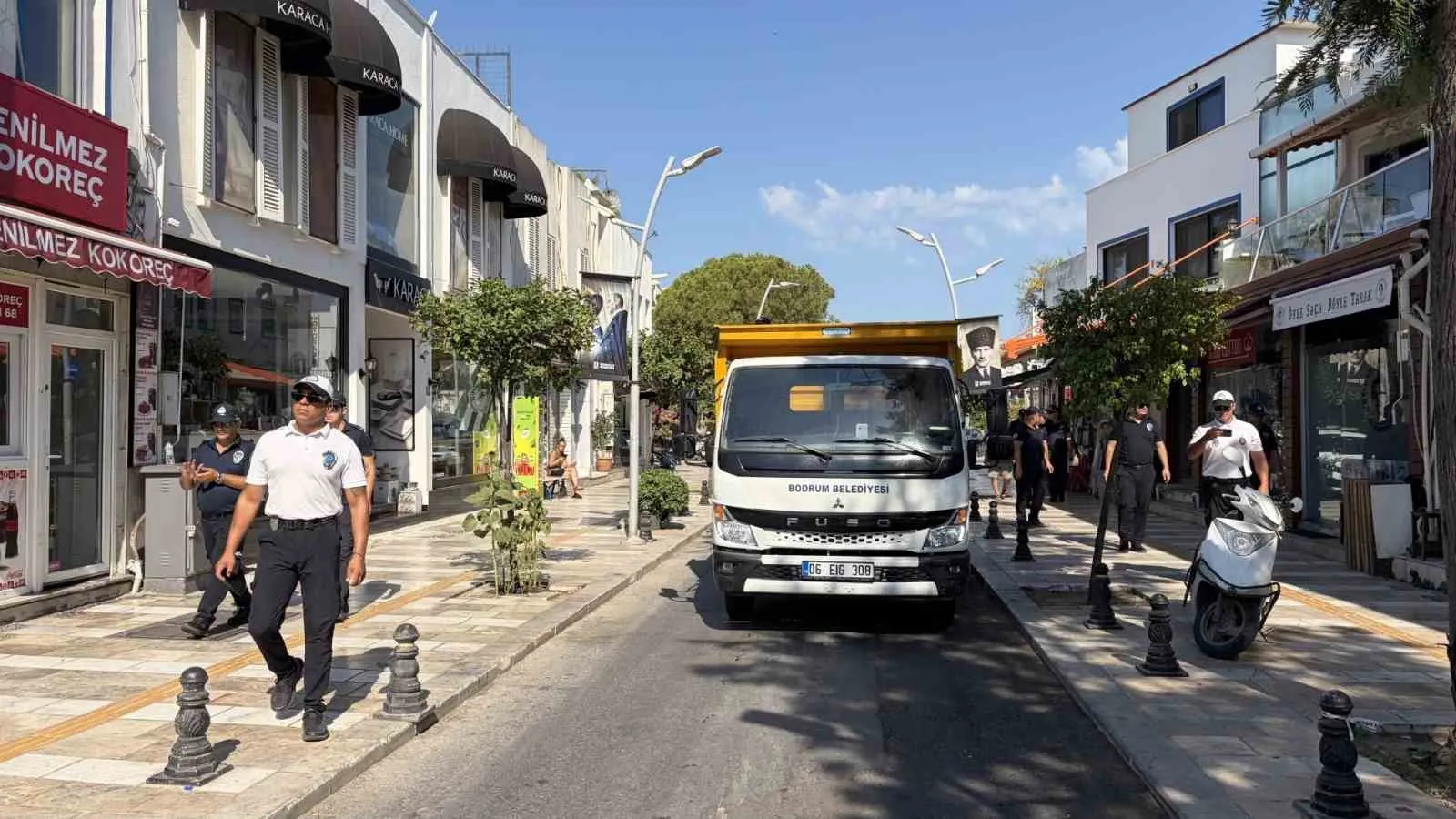Bodrum sokaklarında işgal operasyonu: Ekipler sahaya indi