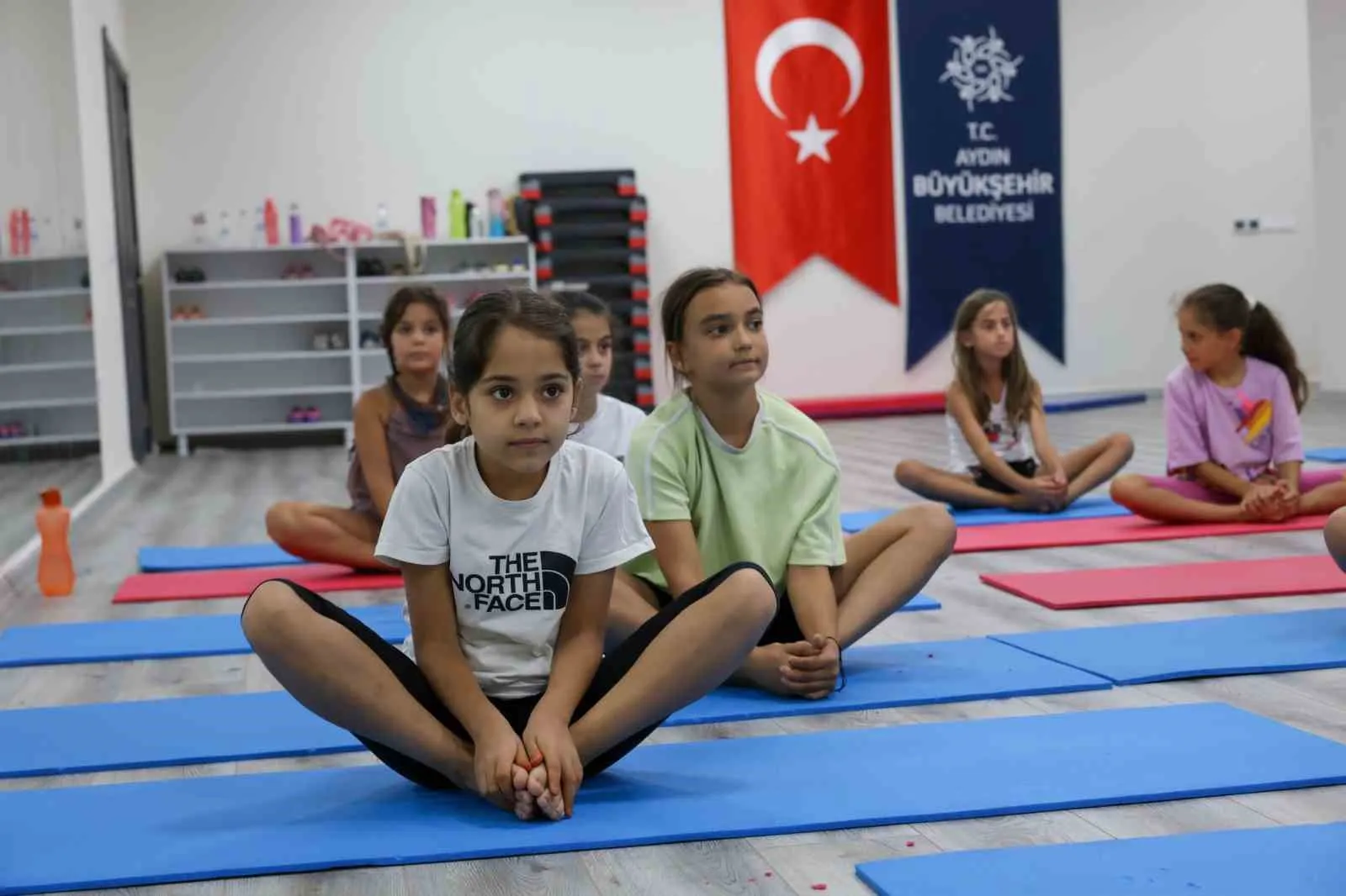 Minik sporcular Aydın’da geleceğe hazırlanıyor: Jimnastik ile özgüven kazanıyorlar