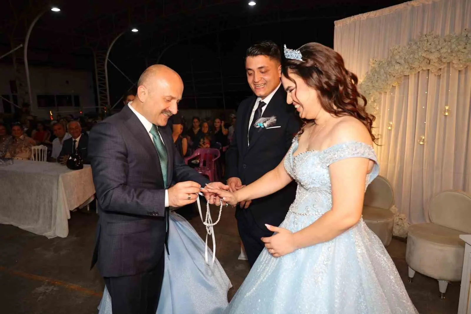 Vali Varol’dan anlamlı ziyaret: Şehit emanetlerinin mutlu gününe ortak oldu