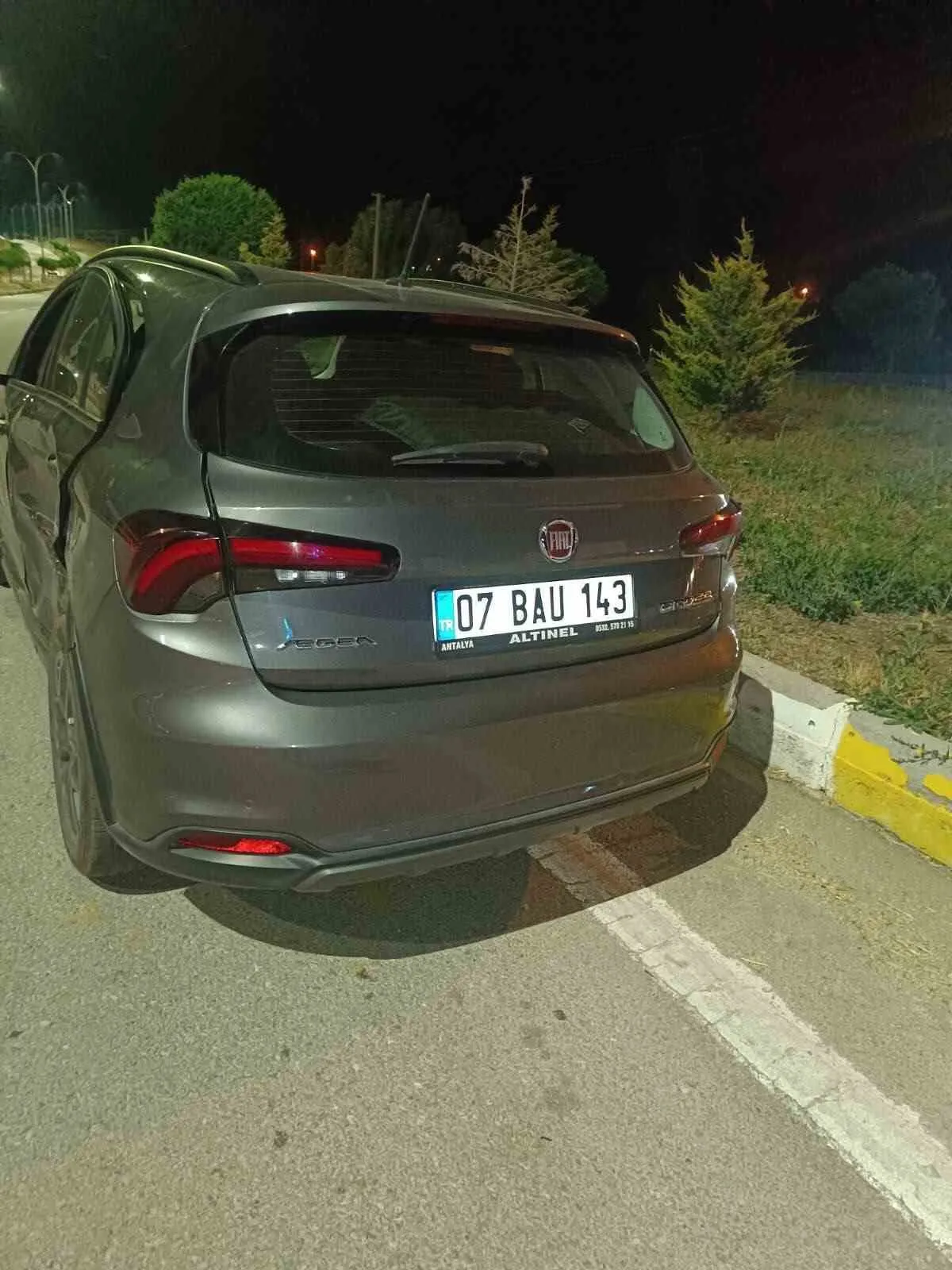 Afyonkarahisar yolunda korkutan çarpışma: 4 yaralı