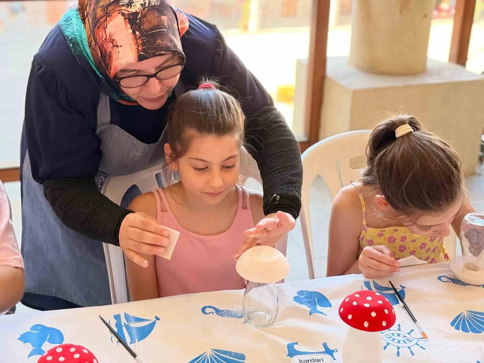 Kurşunlu Han’da sanat rüzgarı: Yediden yetmişe herkes atölyelerde buluştu