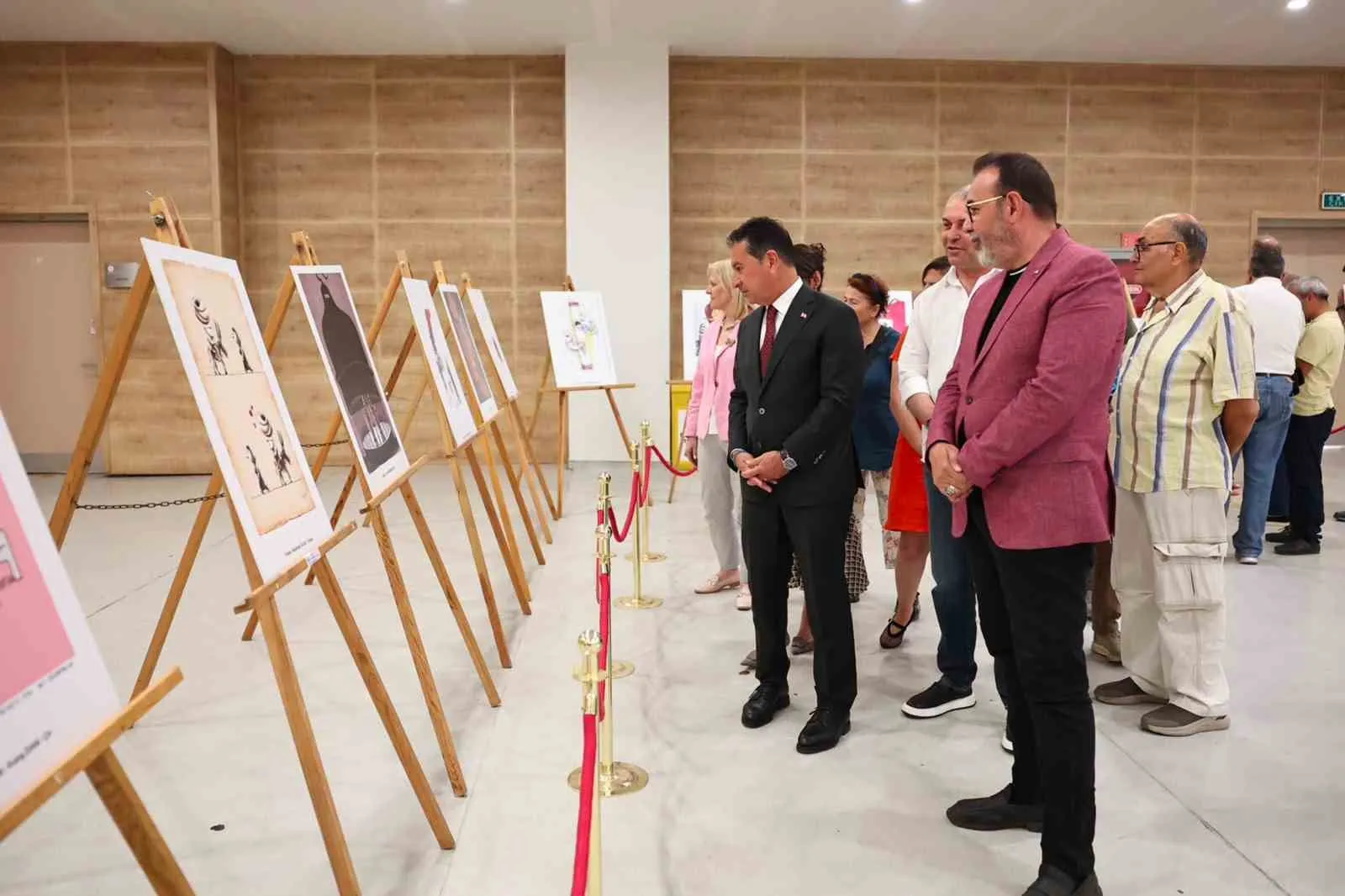 Çizgilerle sevgi dili: Muğla’da dünya çapında karikatür buluşması