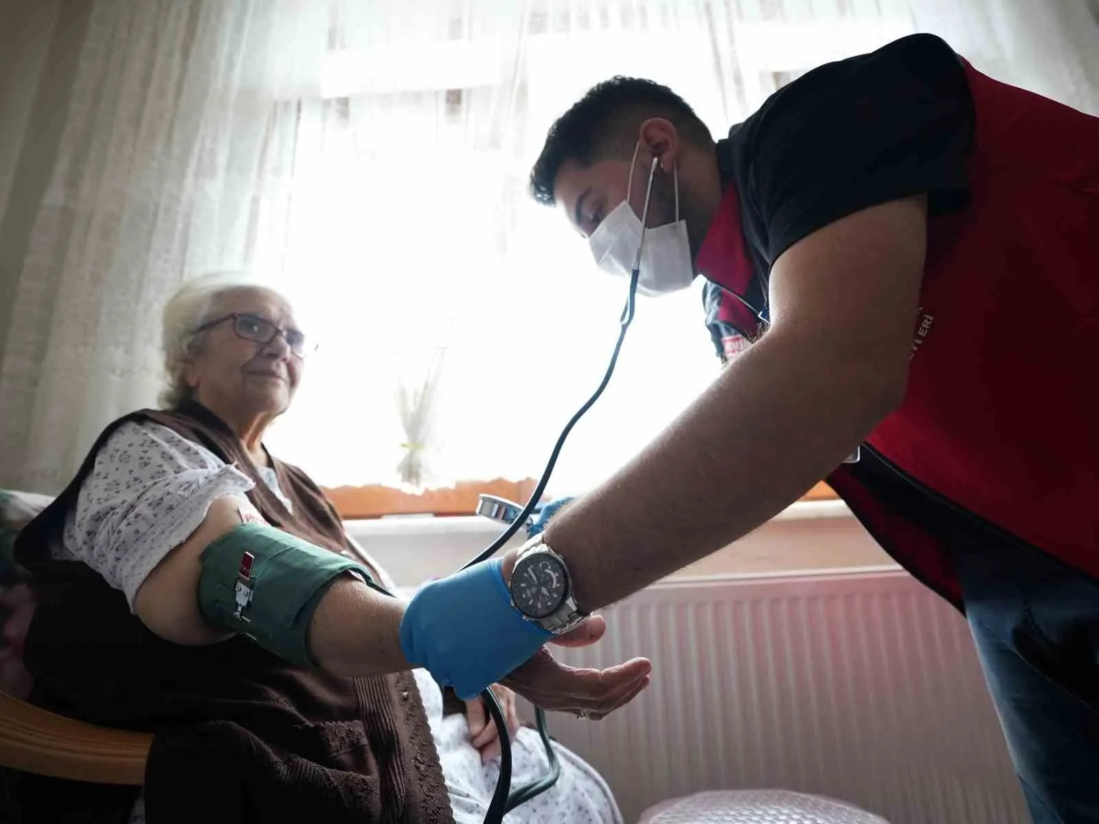 Hekimlerden ve akademisyenlerden tam not: Denizli'nin sağlık hizmeti örnek gösteriliyor